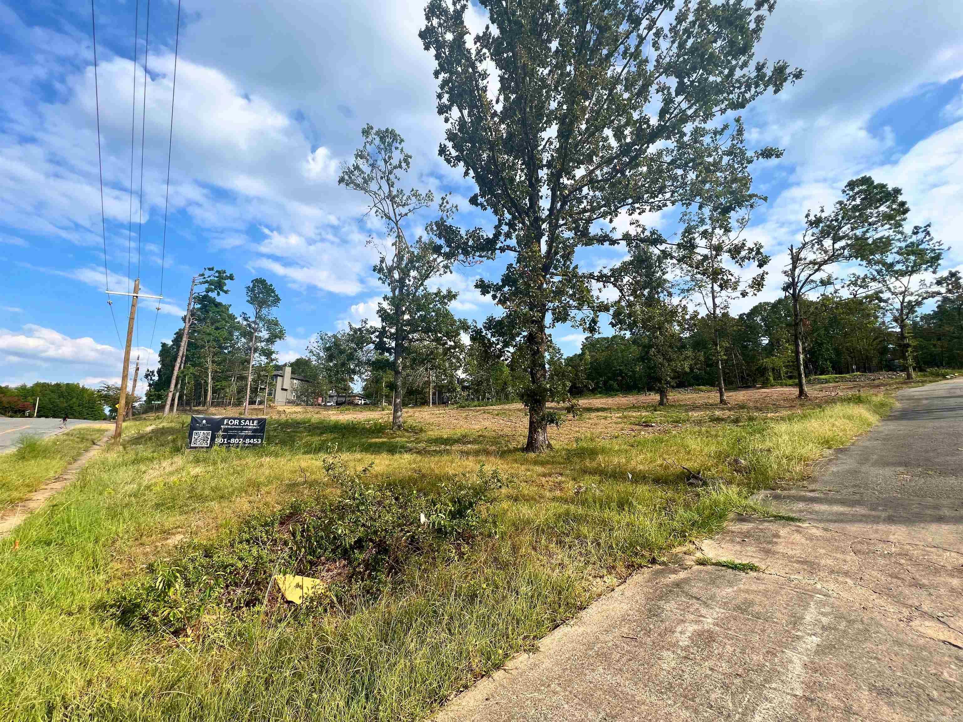 PARKWAY PLACE - Land