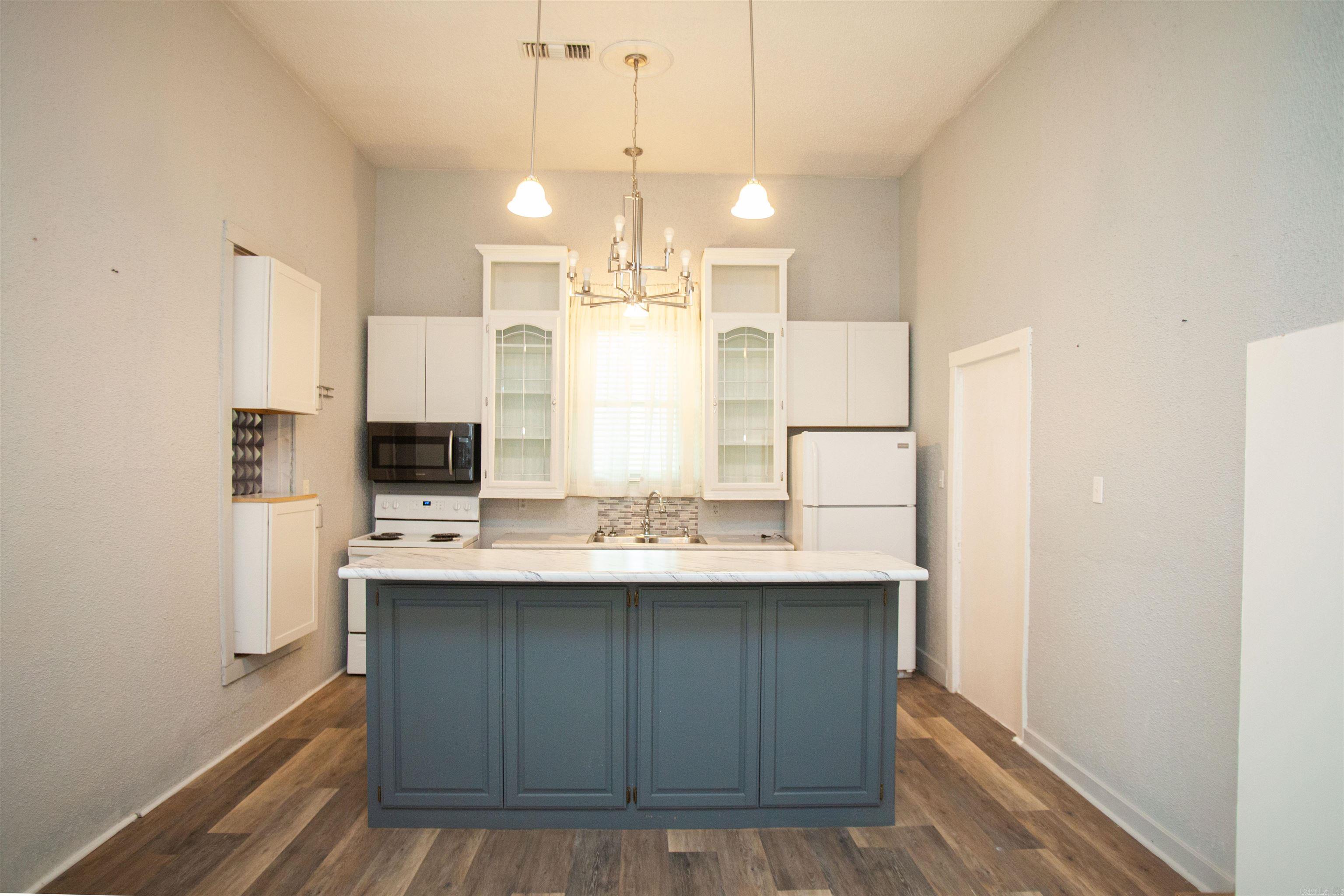 Centenial - Residential Lease