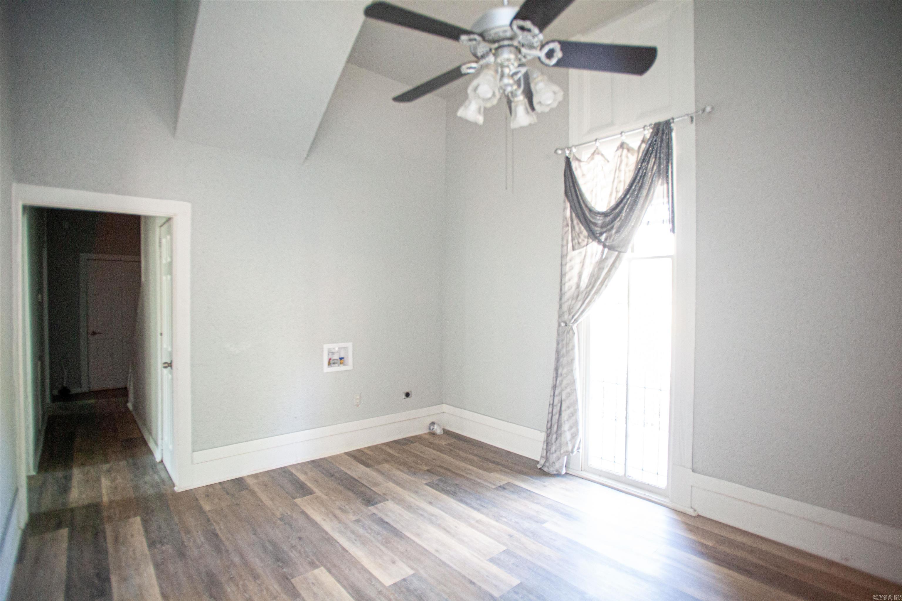 Centenial - Residential Lease