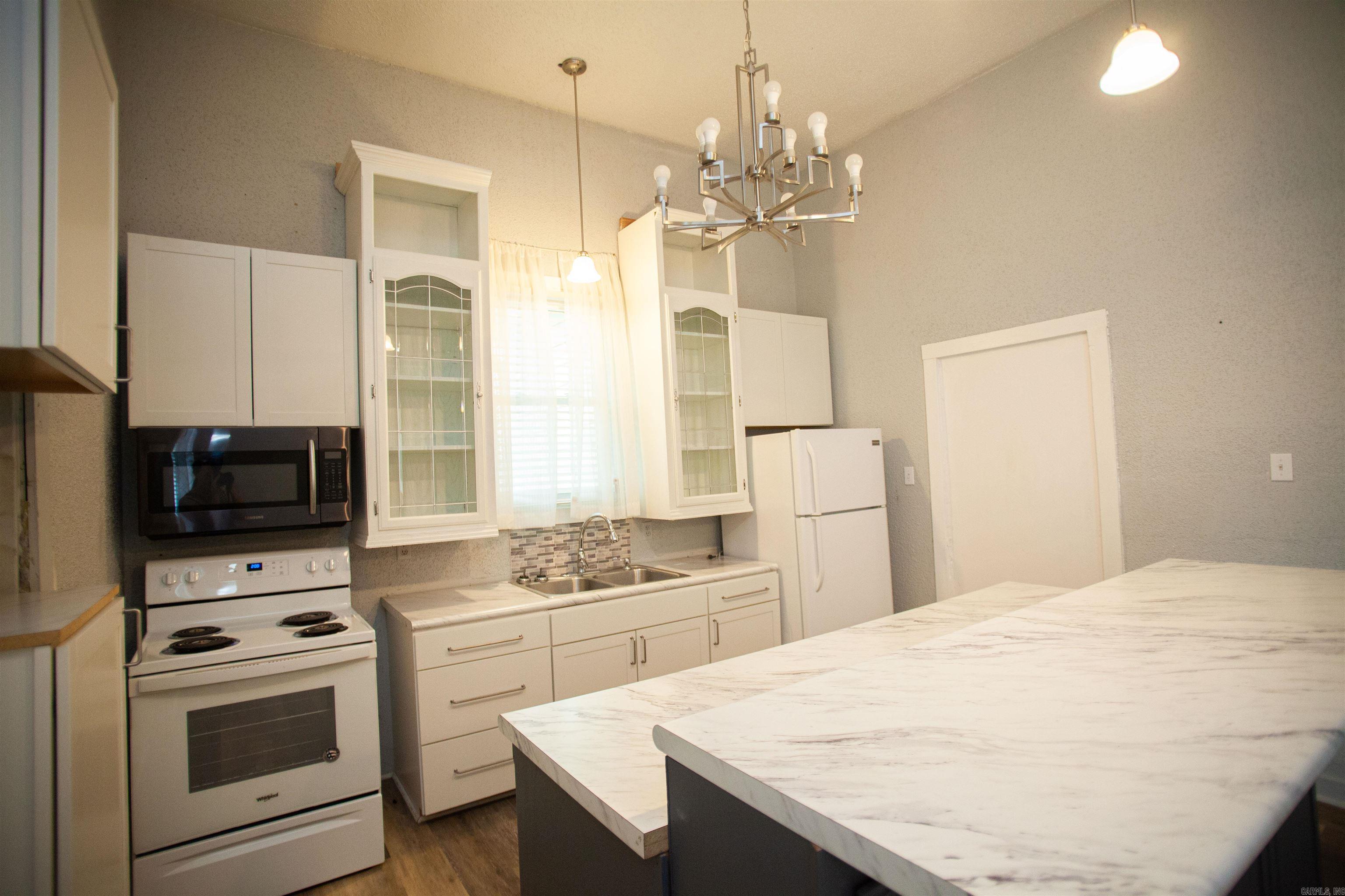 Centenial - Residential Lease