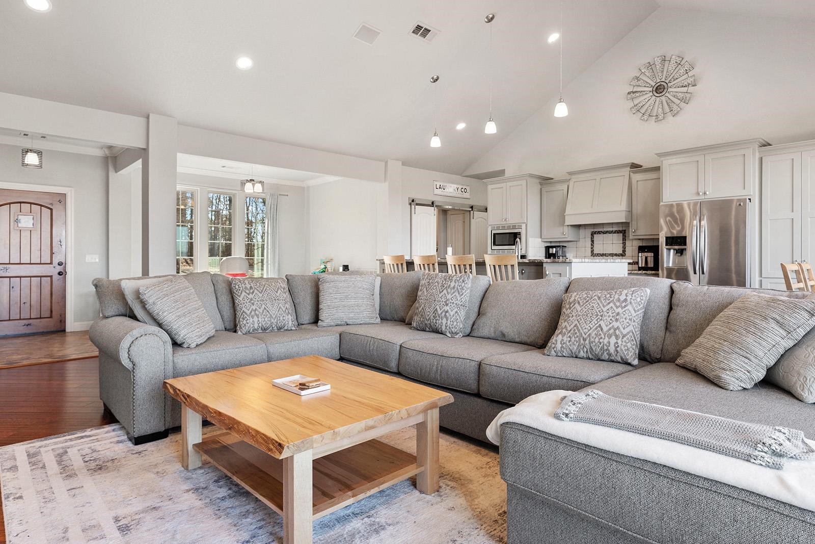 DIAMONDHEAD - Residential
