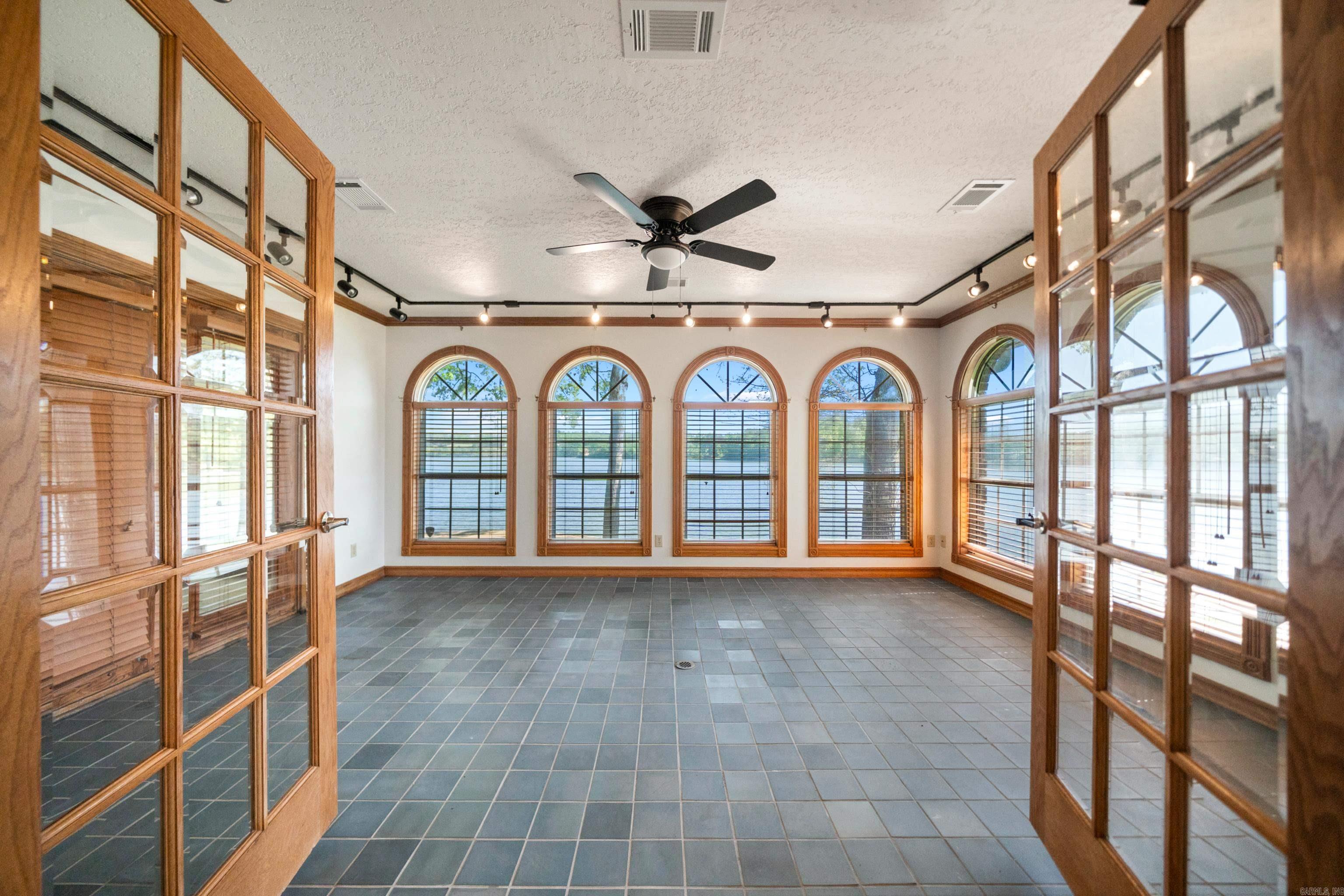 Duke Shores - Residential
