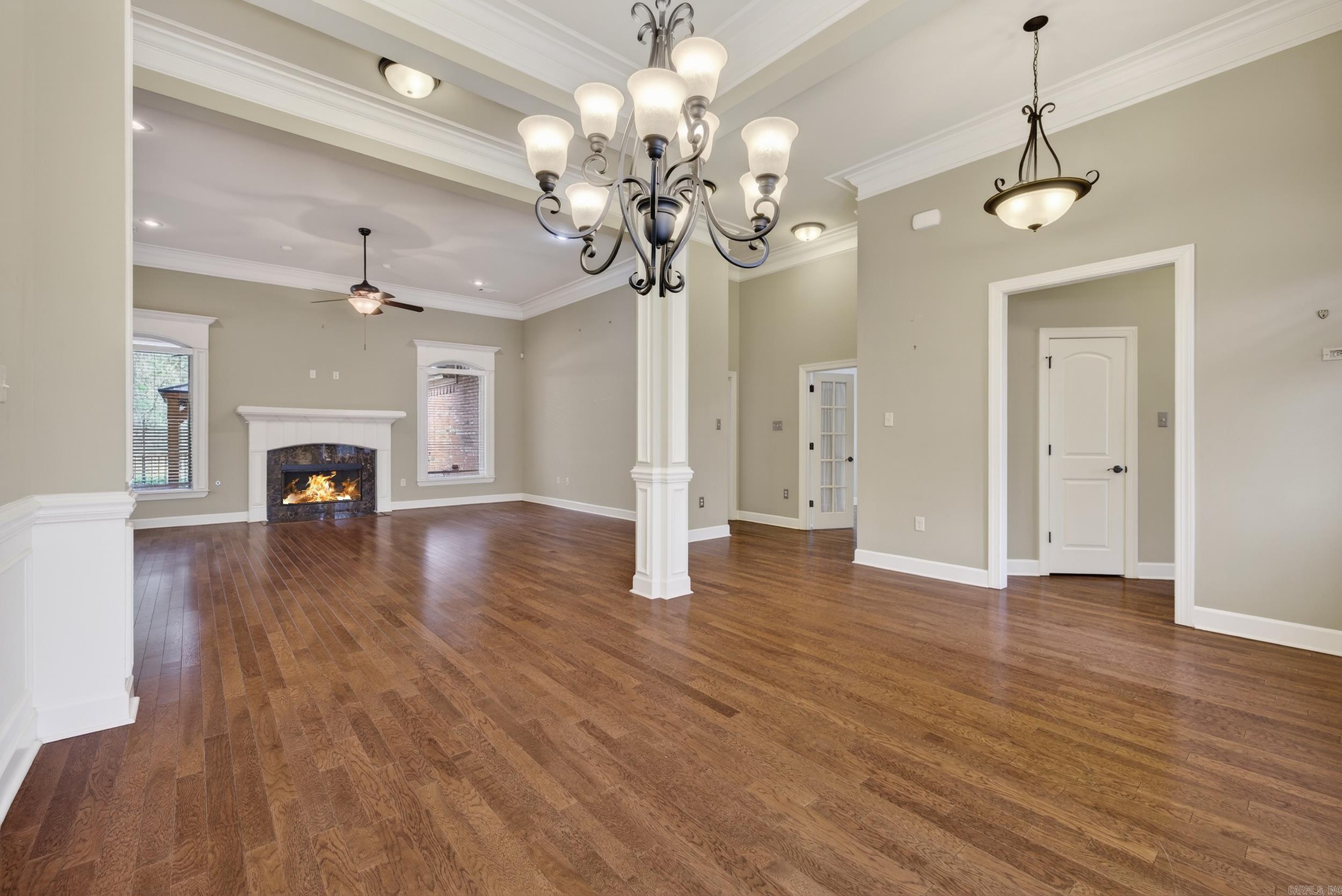 WOODLANDS EDGE - Residential