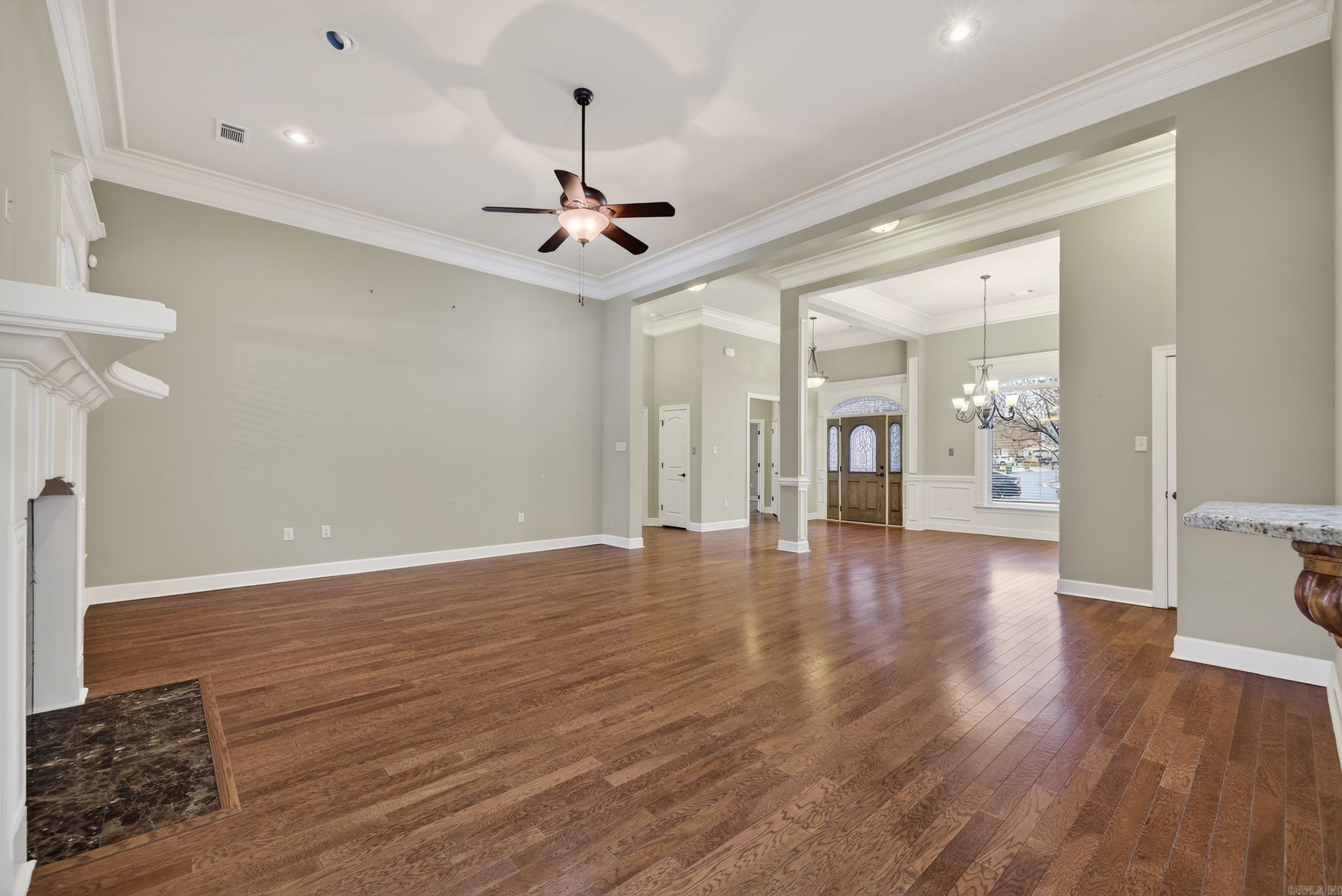 WOODLANDS EDGE - Residential