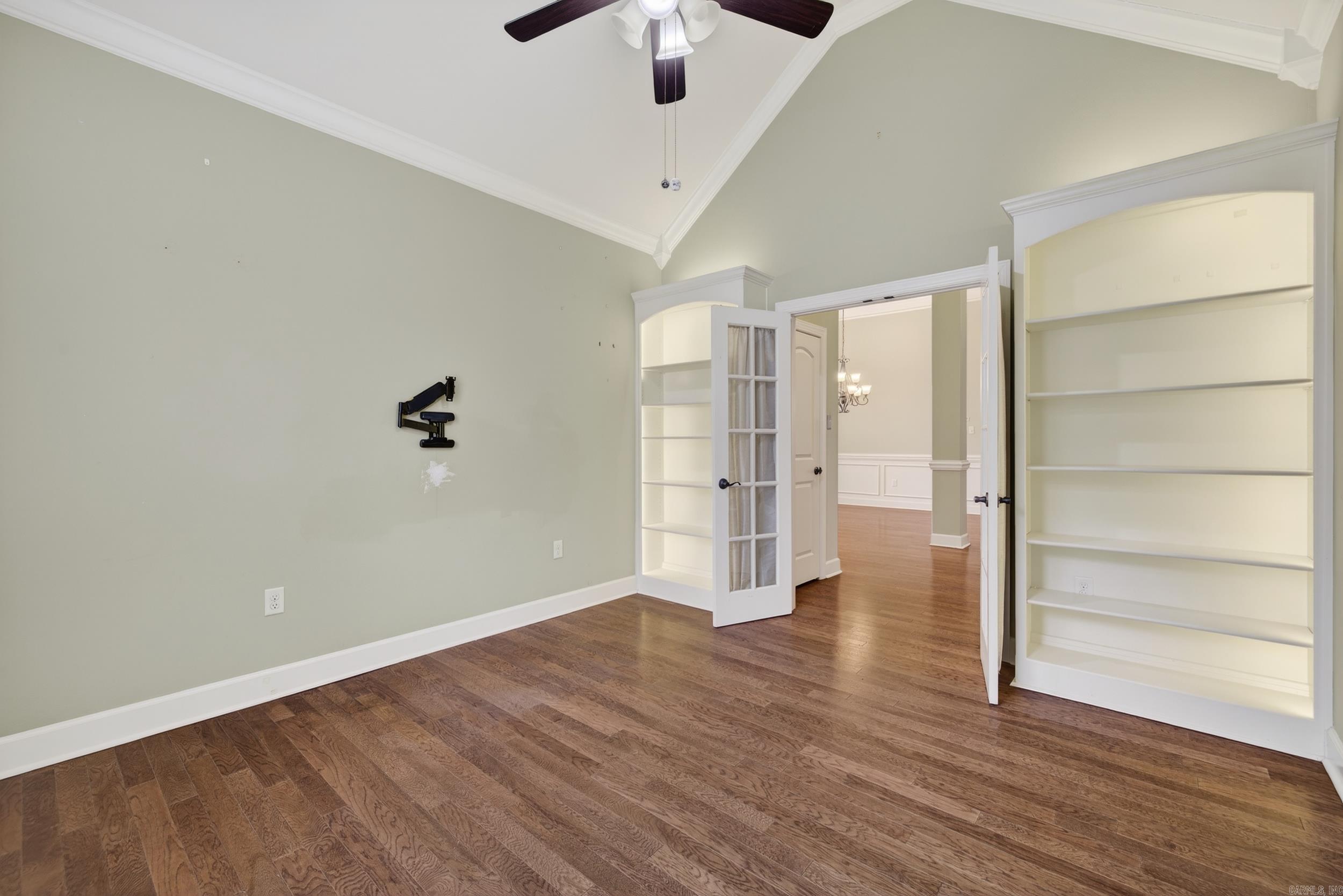 WOODLANDS EDGE - Residential