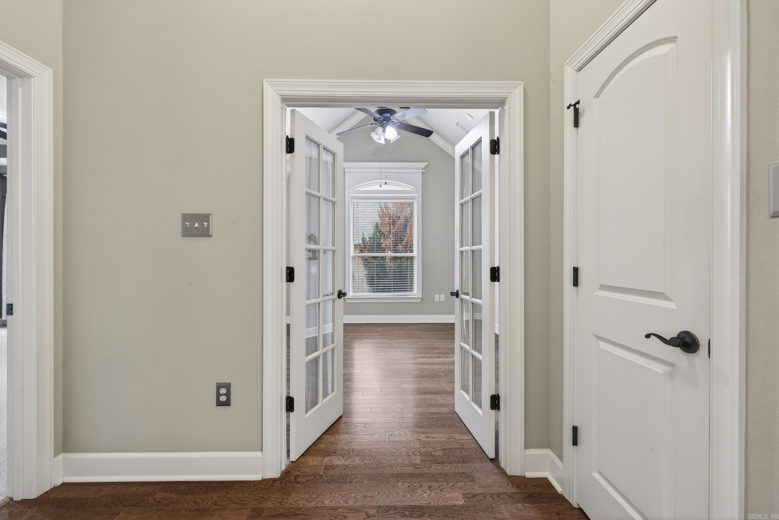 WOODLANDS EDGE - Residential