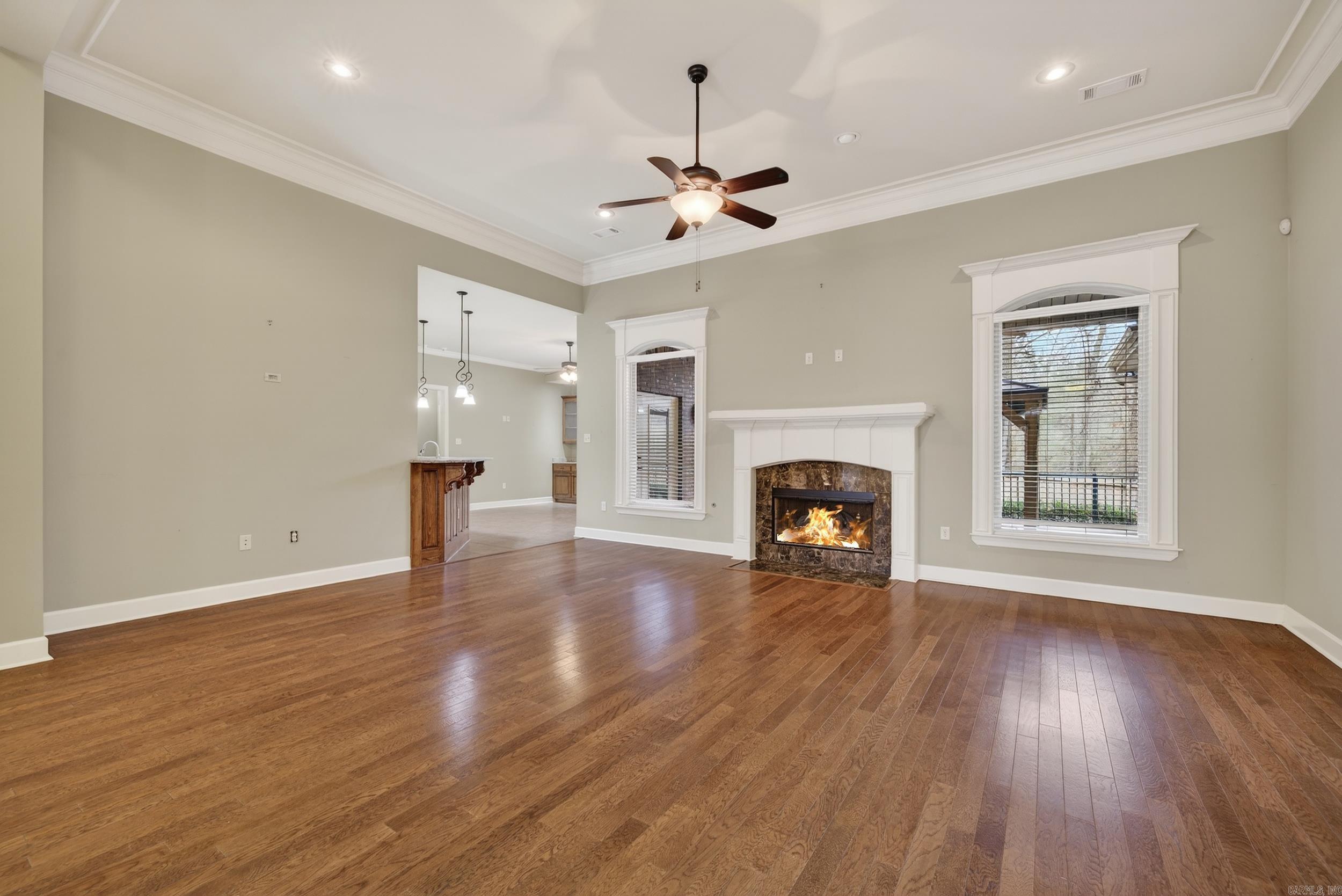 WOODLANDS EDGE - Residential