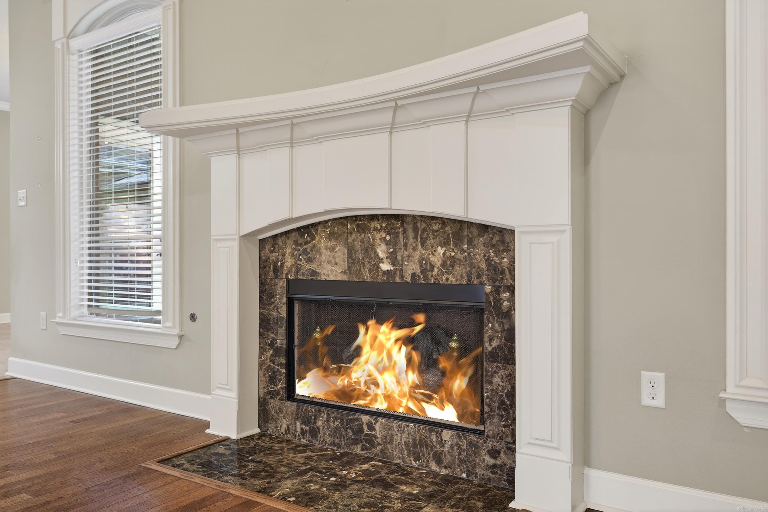 WOODLANDS EDGE - Residential