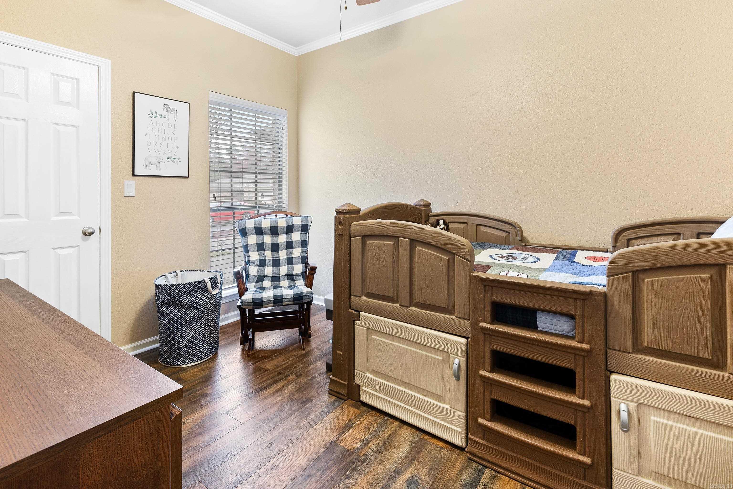 WISTERIA VINEYARD - Residential