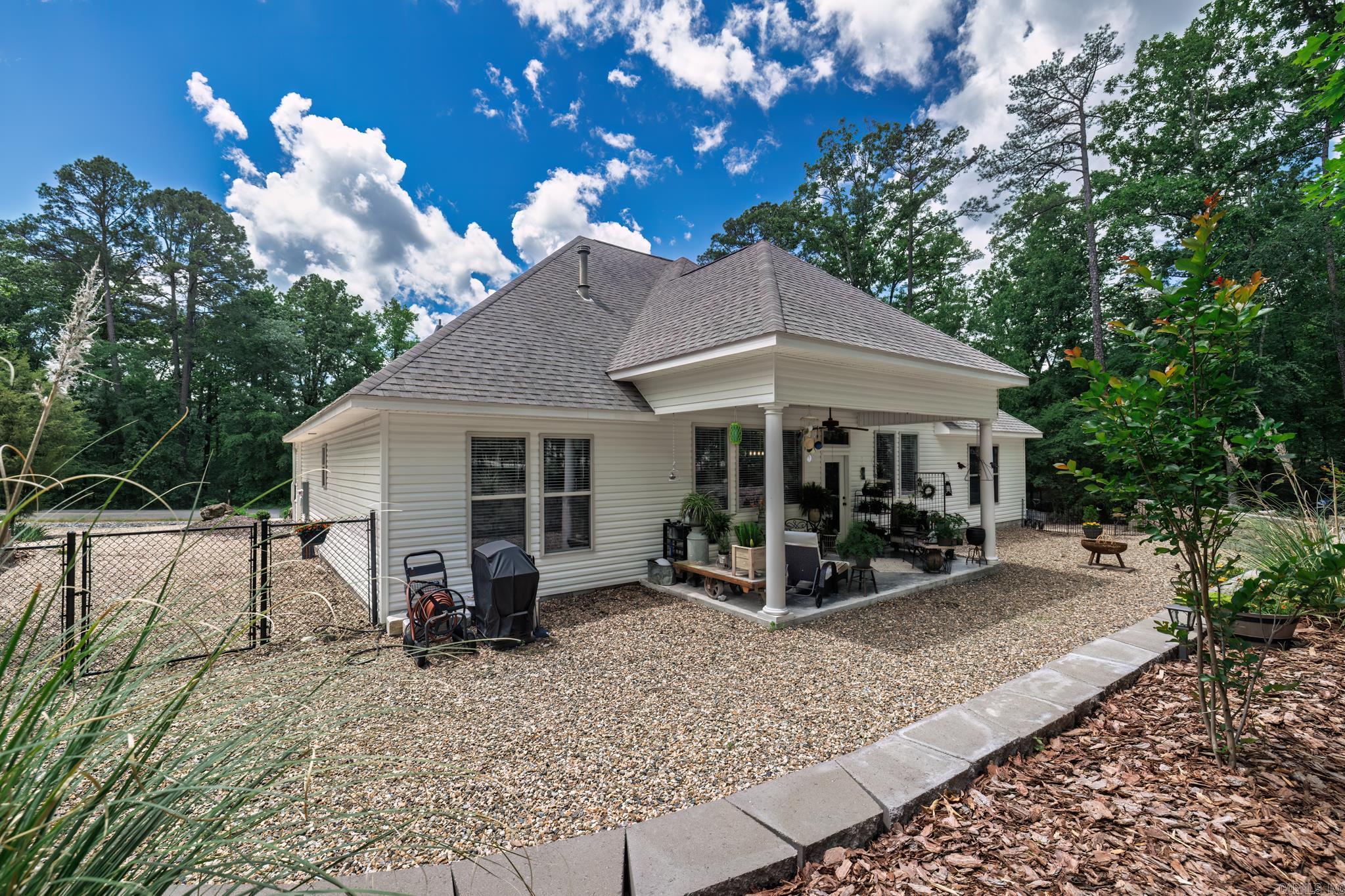 Isabella - Residential