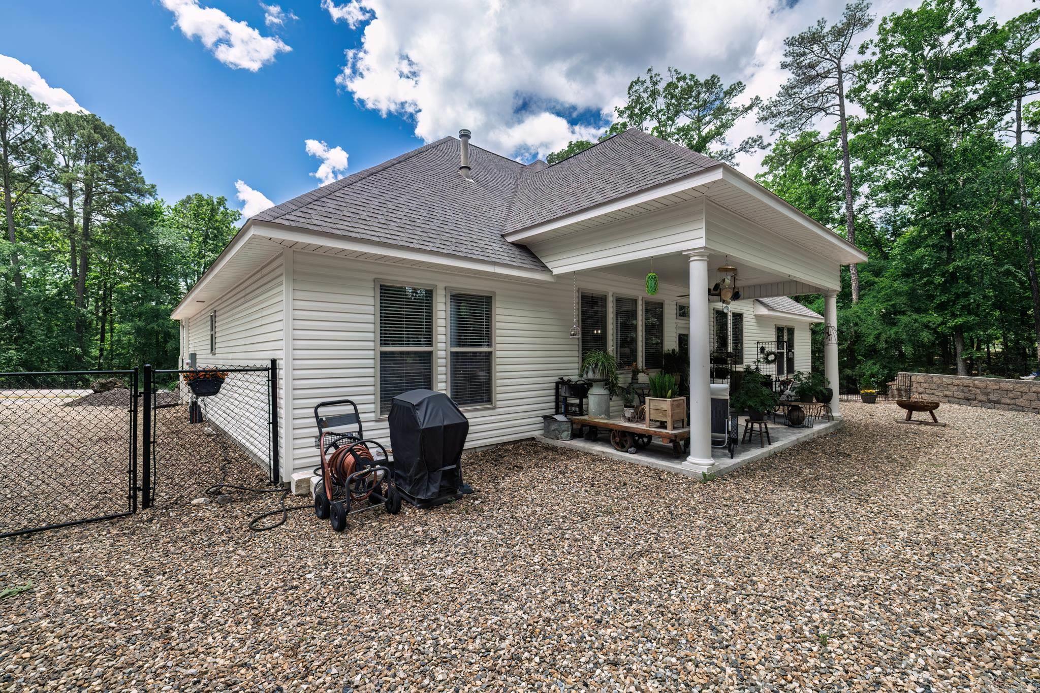 Isabella - Residential