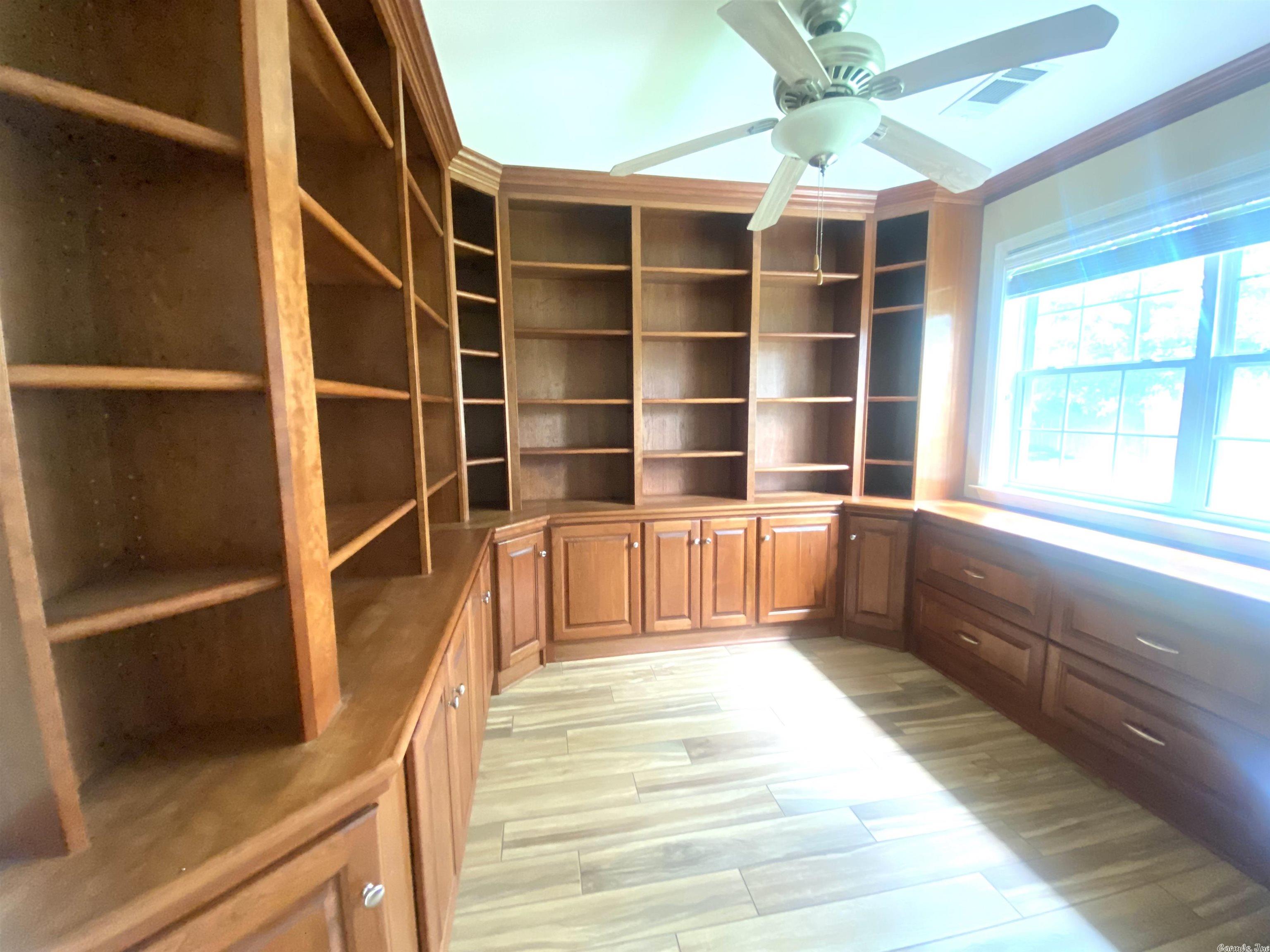 COLONY WEST S/D - Residential