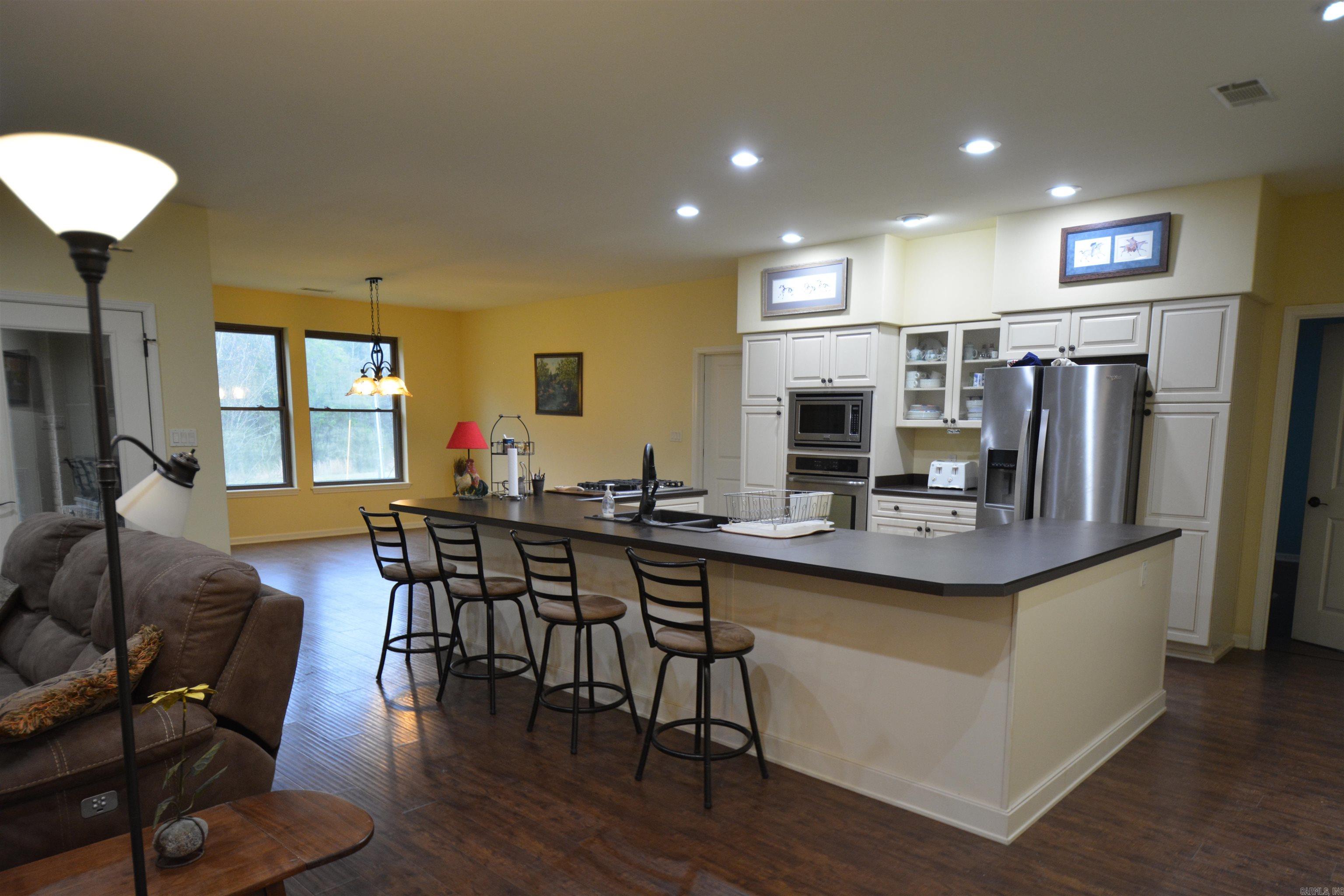 OAKWOOD - Residential