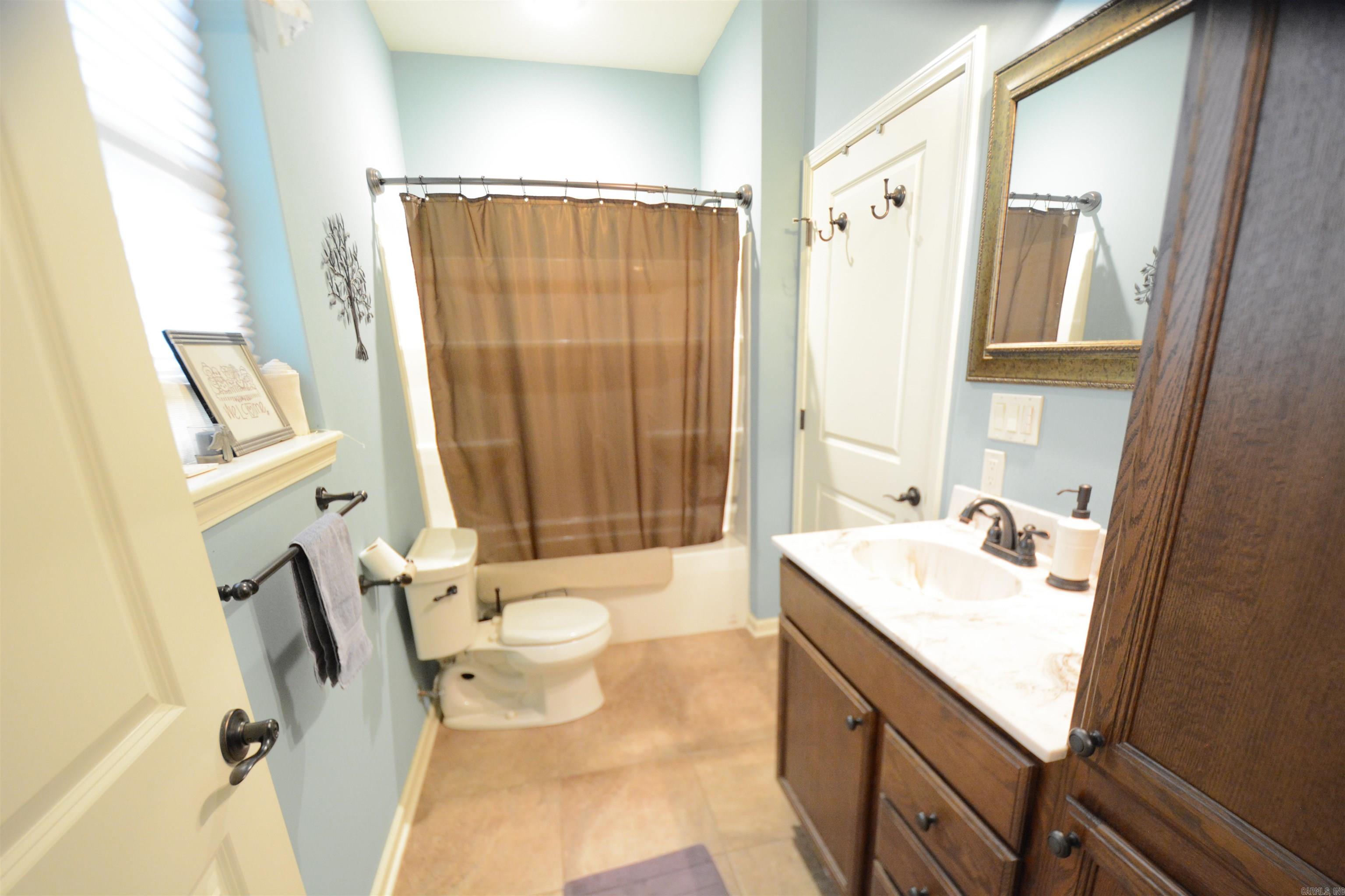 OAKWOOD - Residential