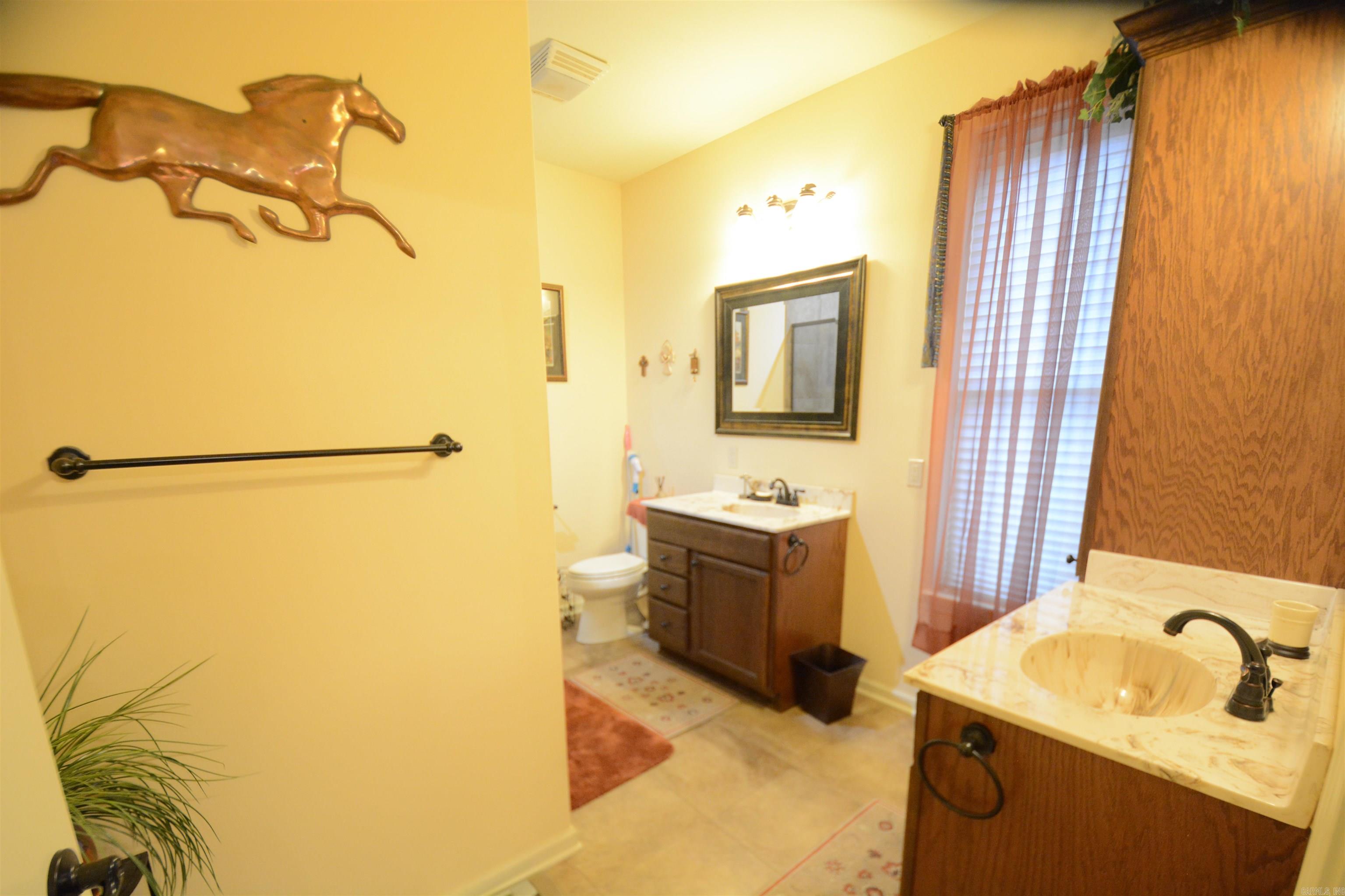 OAKWOOD - Residential