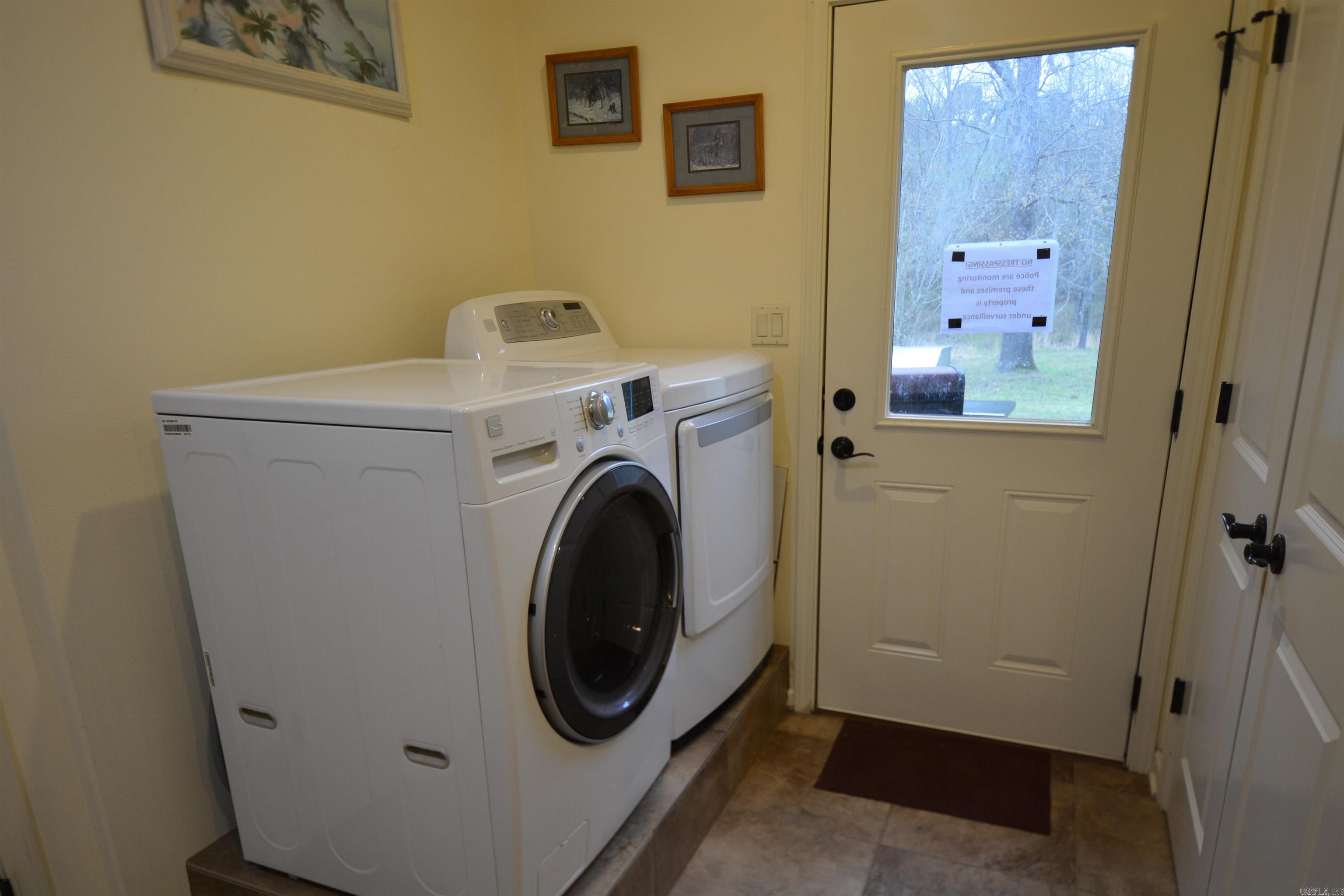 OAKWOOD - Residential