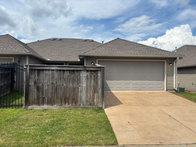 CROSSING ON THE GREEN P.U.D. - Residential