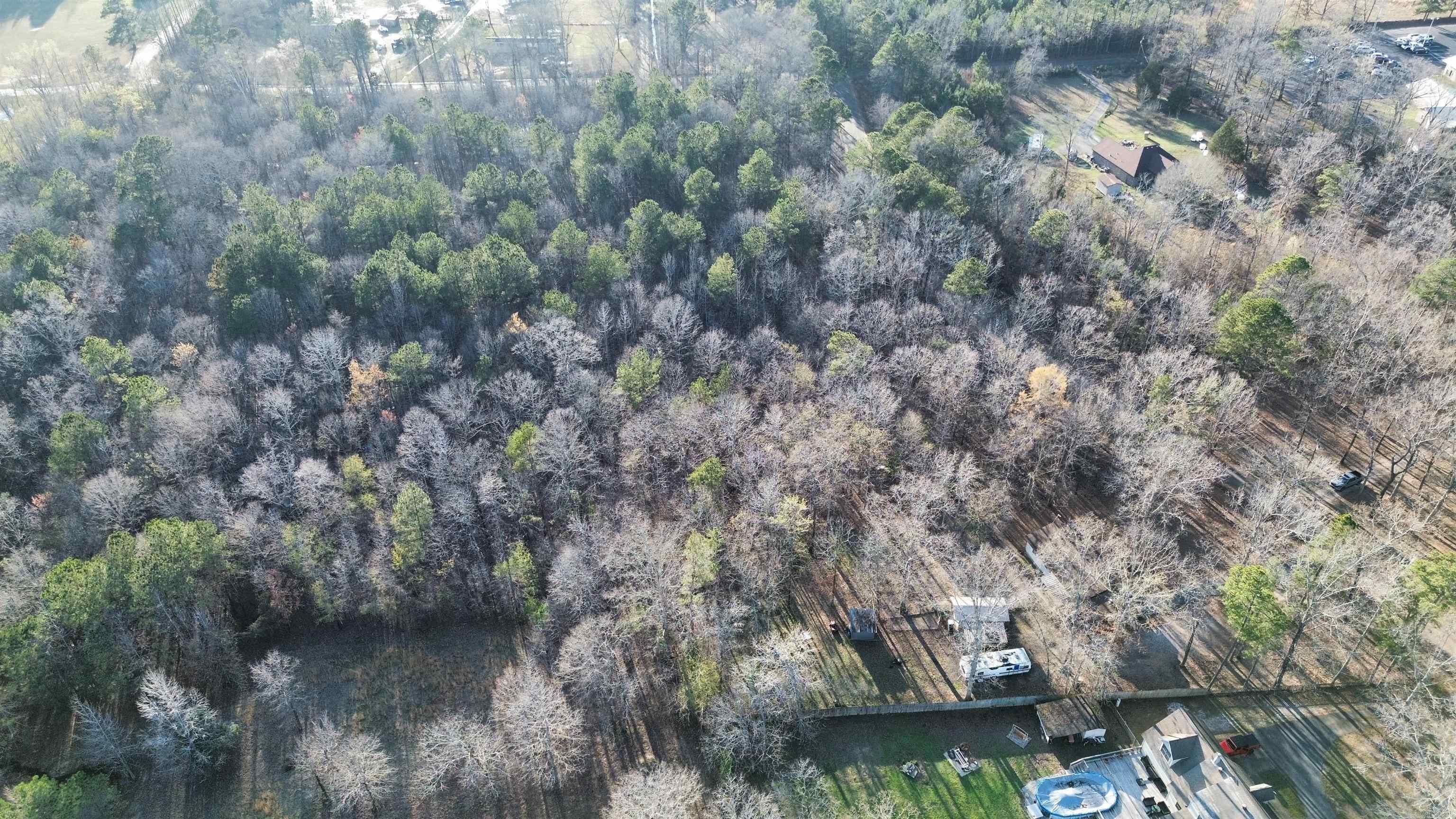 HICKORY HILLS - Land