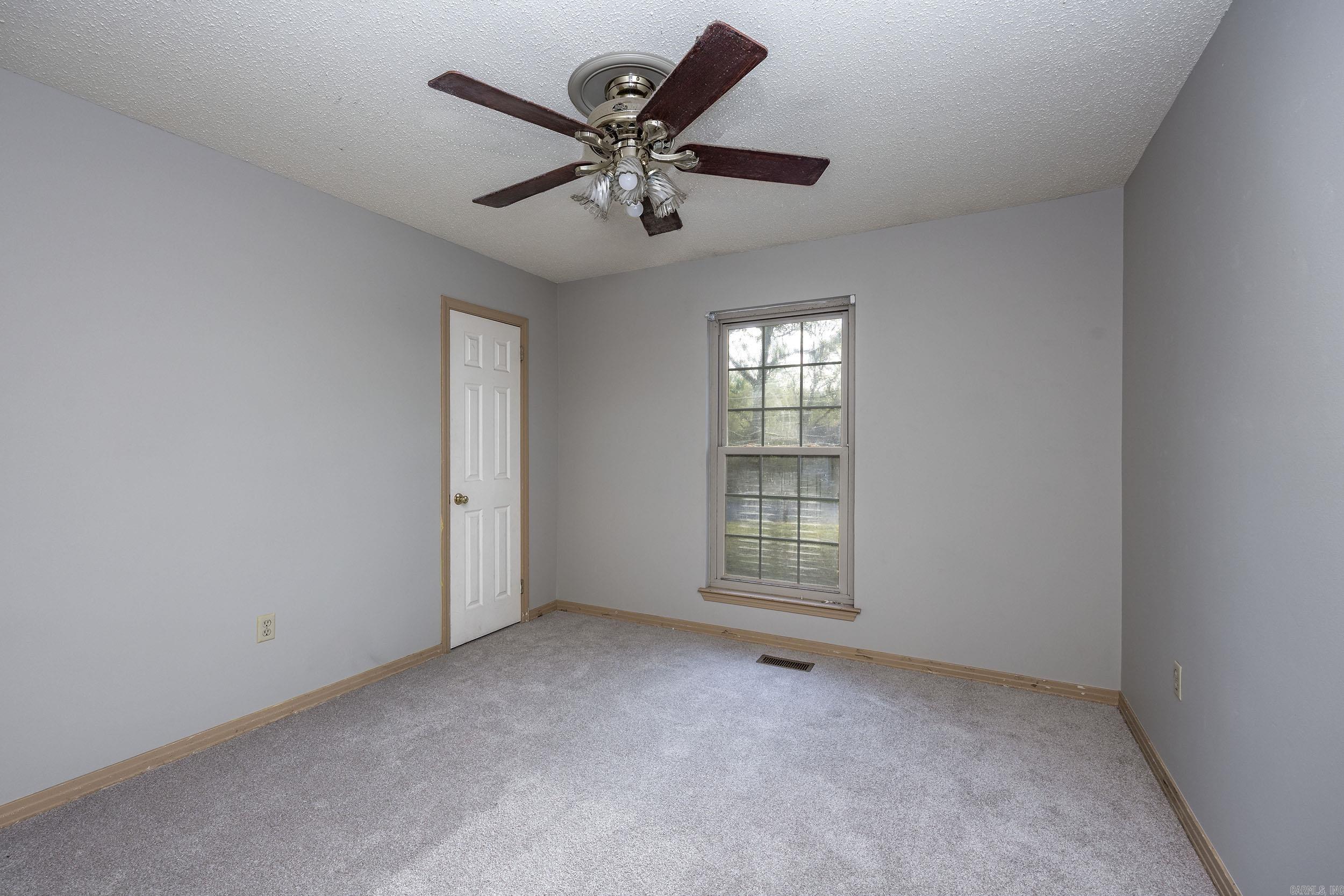 GREEN HILLS - Residential