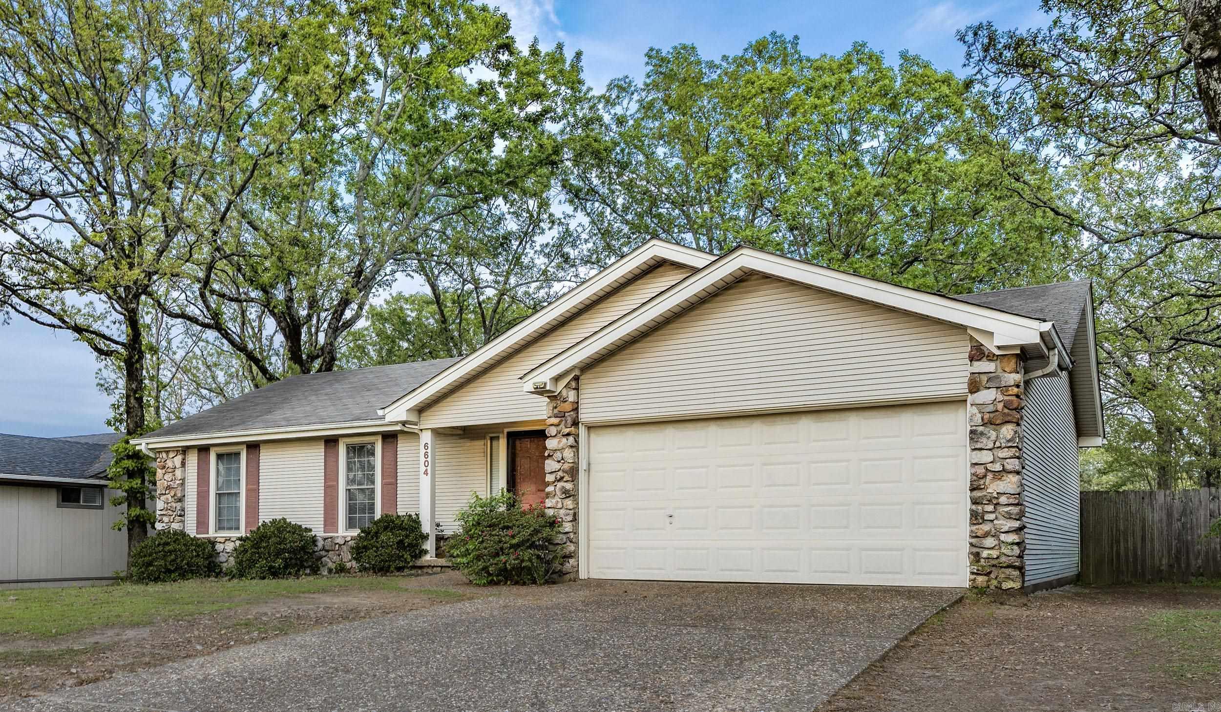 GREEN HILLS - Residential