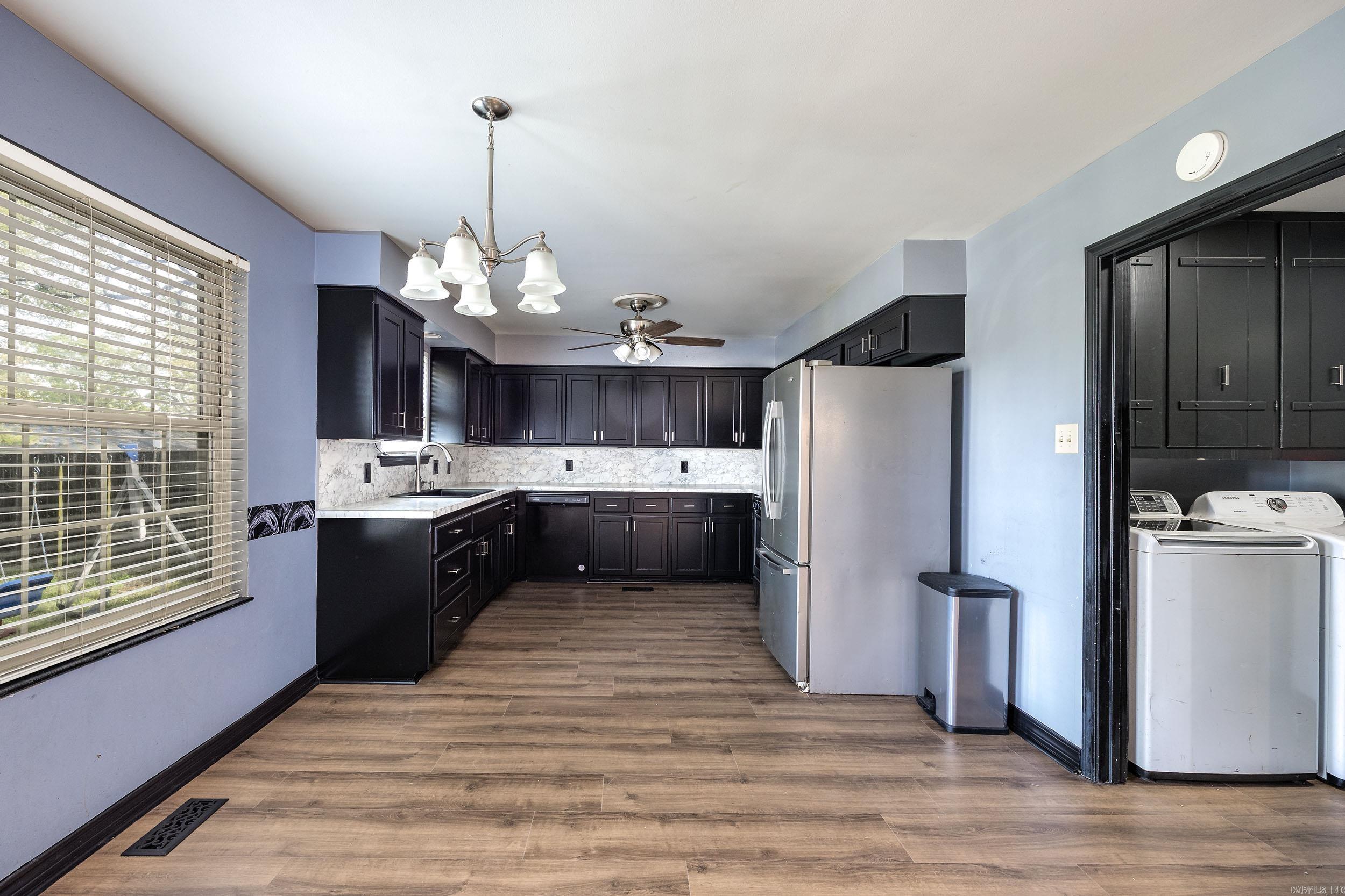 GREEN HILLS - Residential