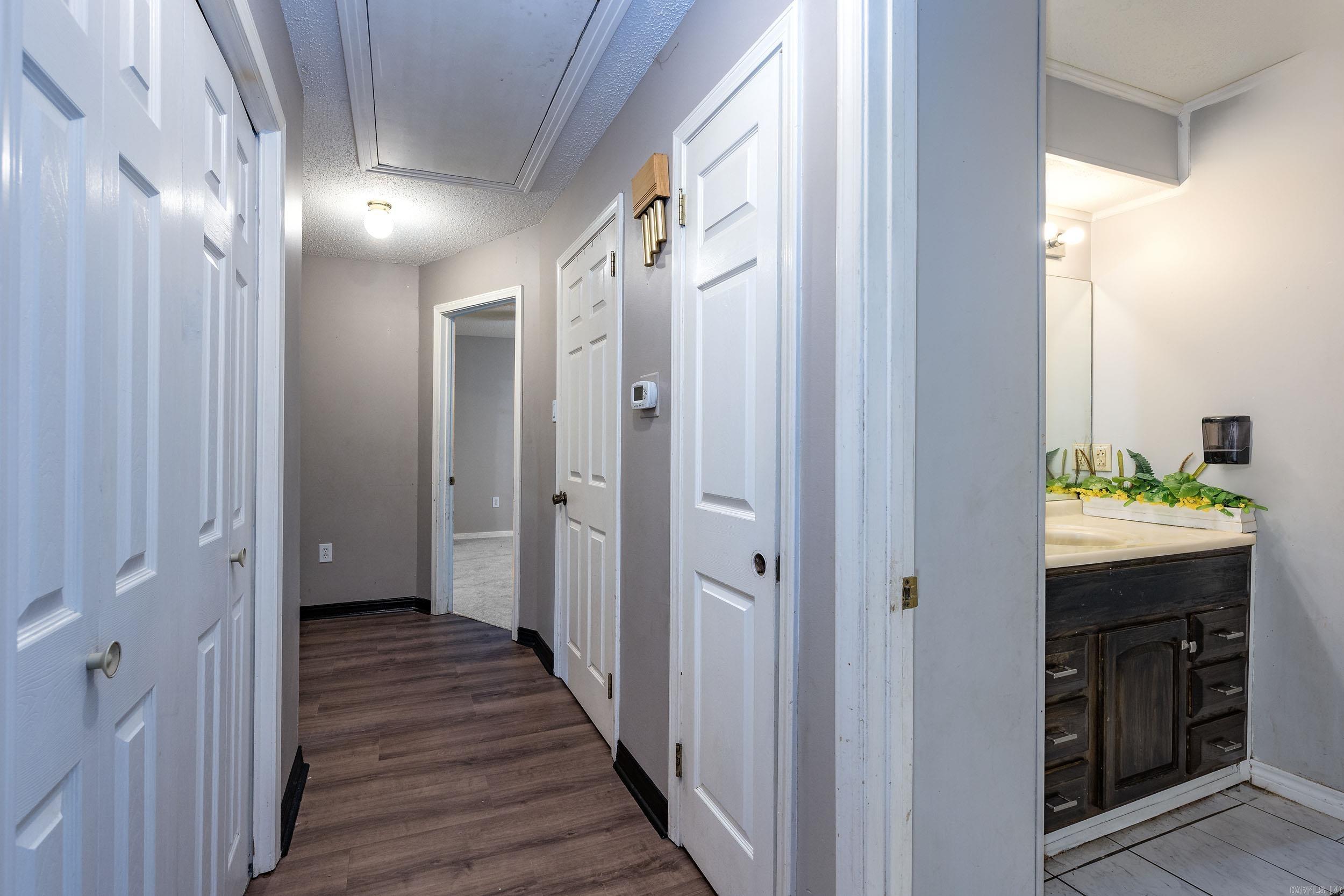 GREEN HILLS - Residential