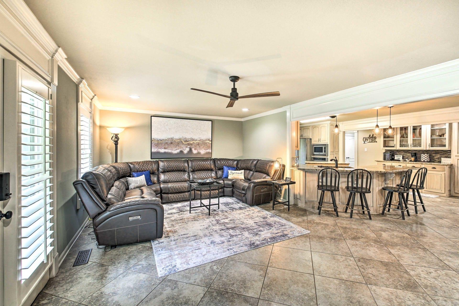 VANCE LAKE - Residential
