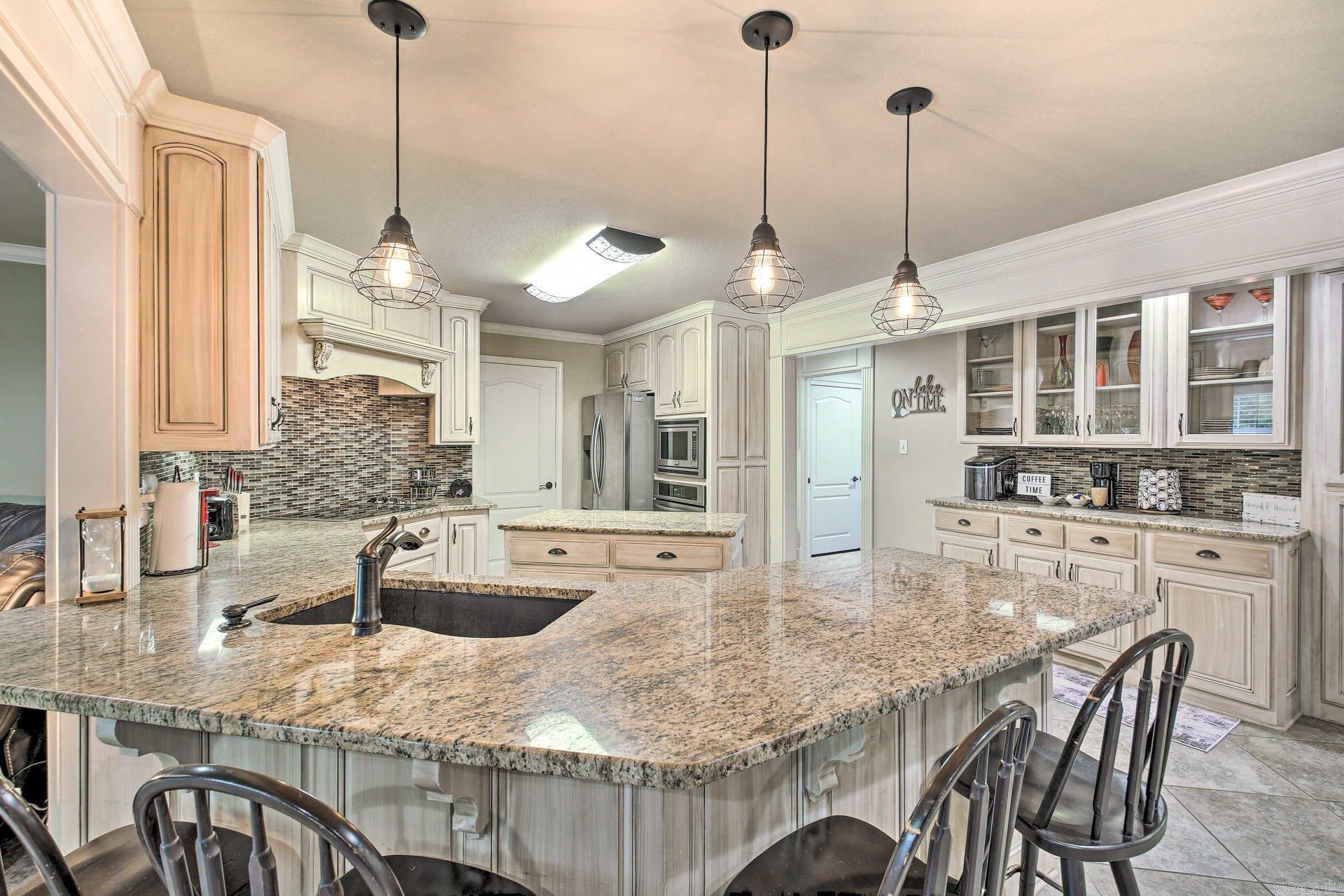 VANCE LAKE - Residential
