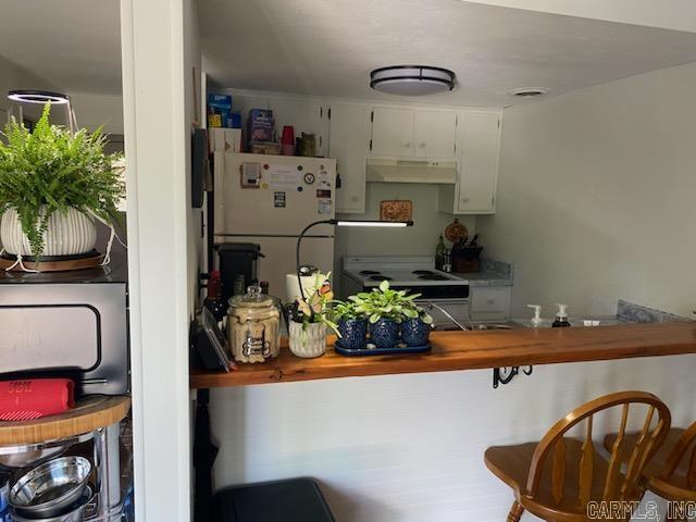 CHELSEA GLADE CONDO - Residential