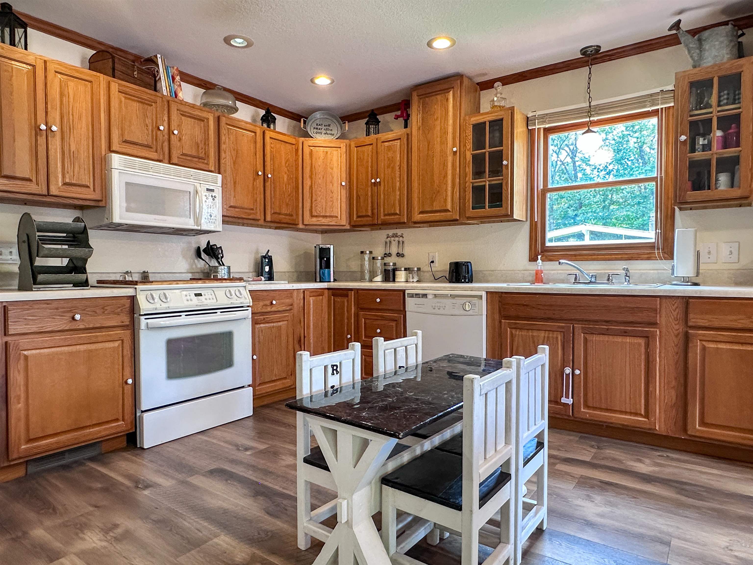 EAST LAKE - Residential