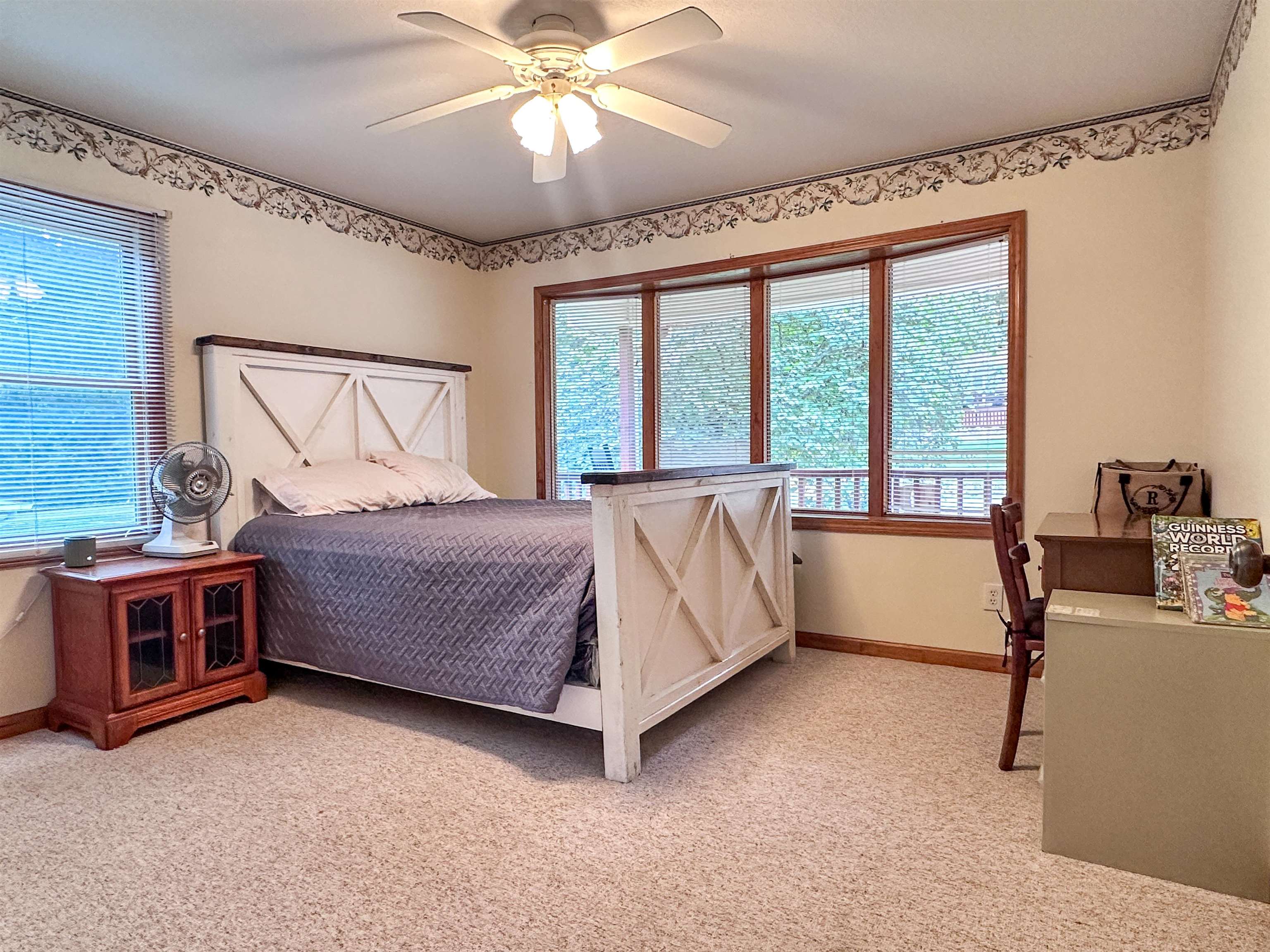 EAST LAKE - Residential