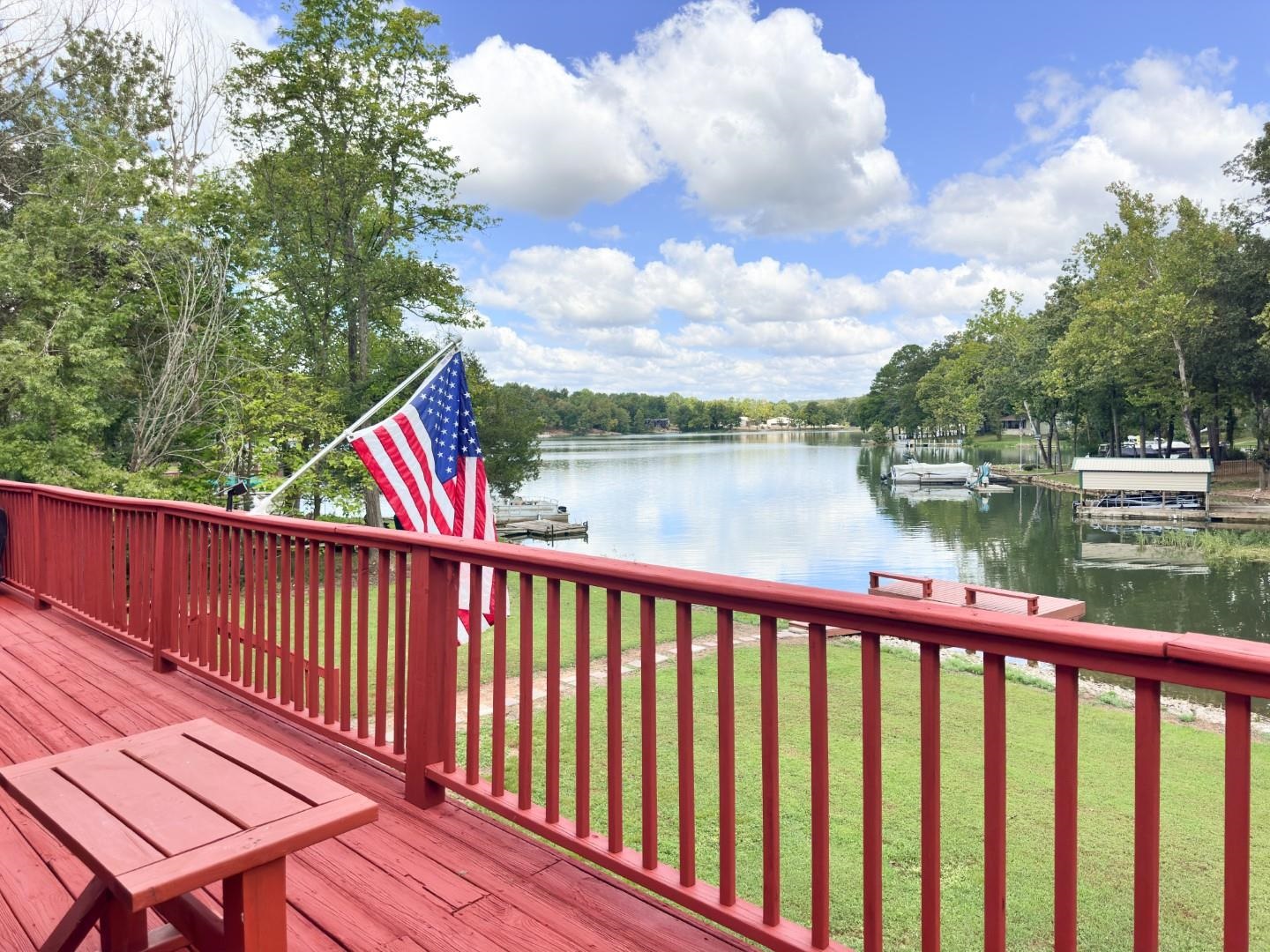 EAST LAKE - Residential