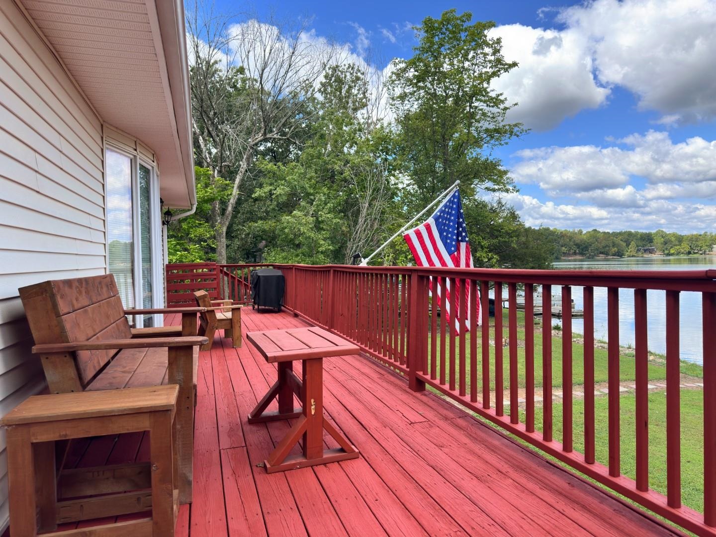 EAST LAKE - Residential