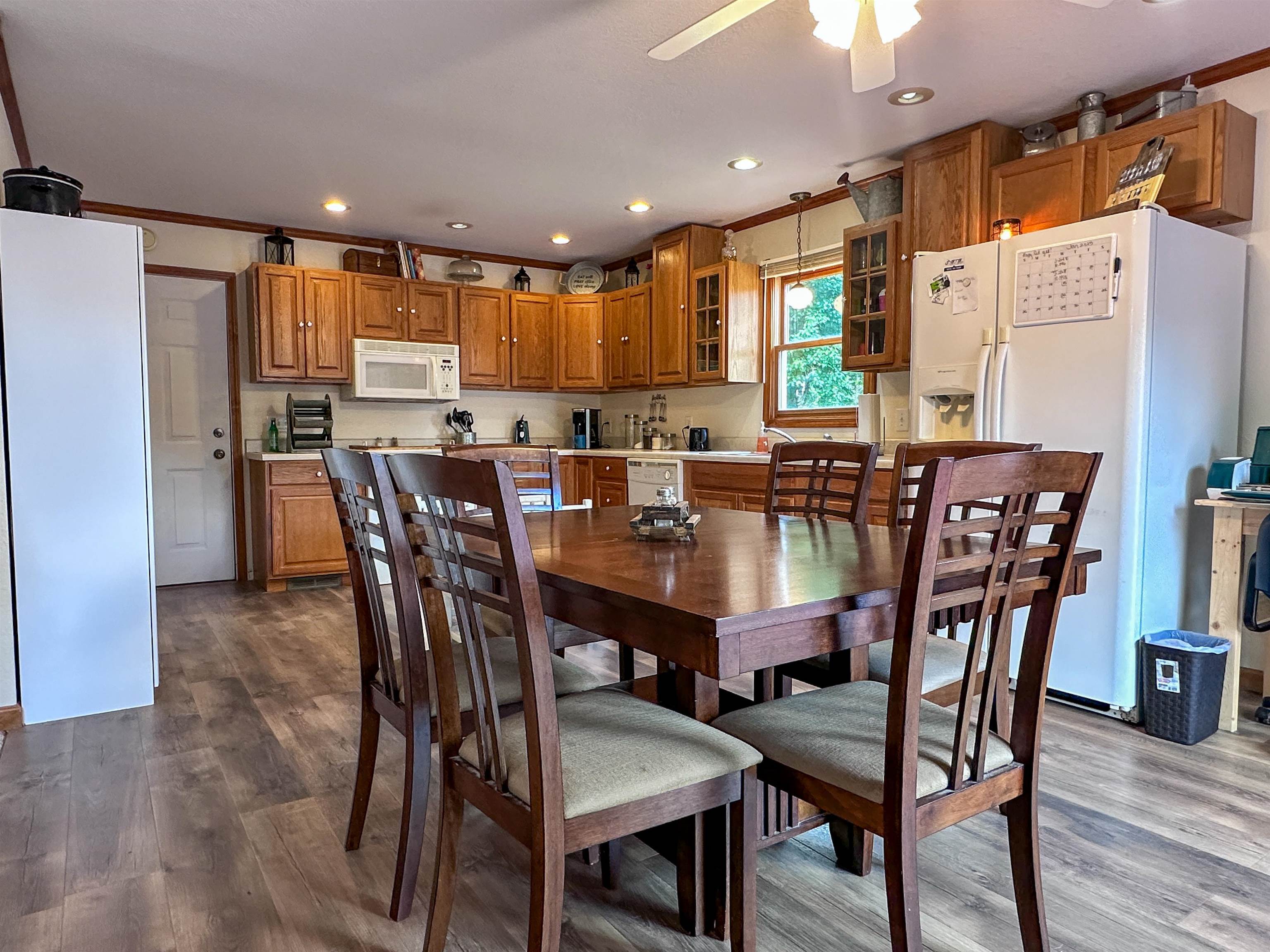 EAST LAKE - Residential