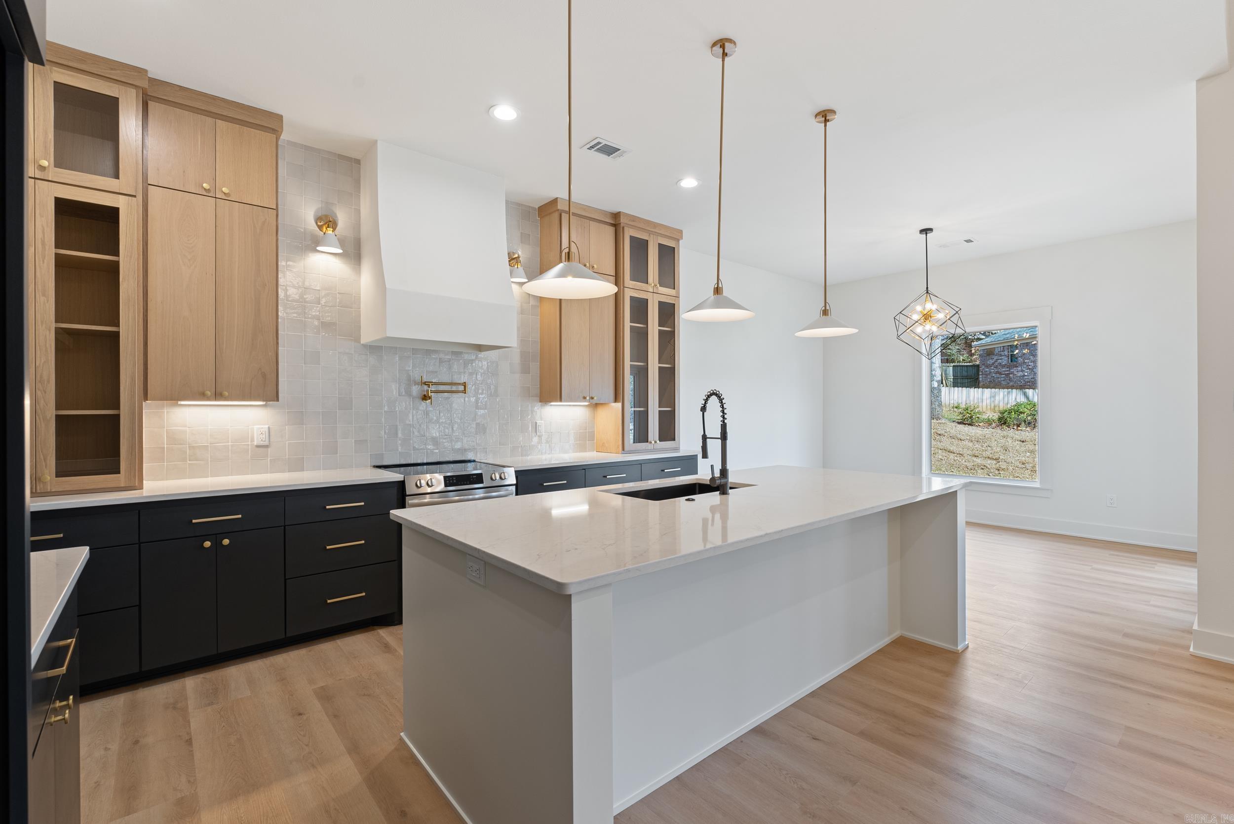 SYLVIA SPRINGS SUBDIVISION - Residential