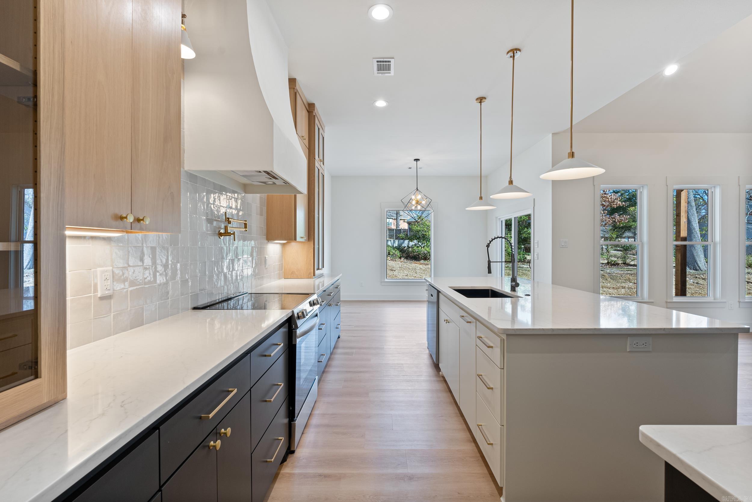 SYLVIA SPRINGS SUBDIVISION - Residential