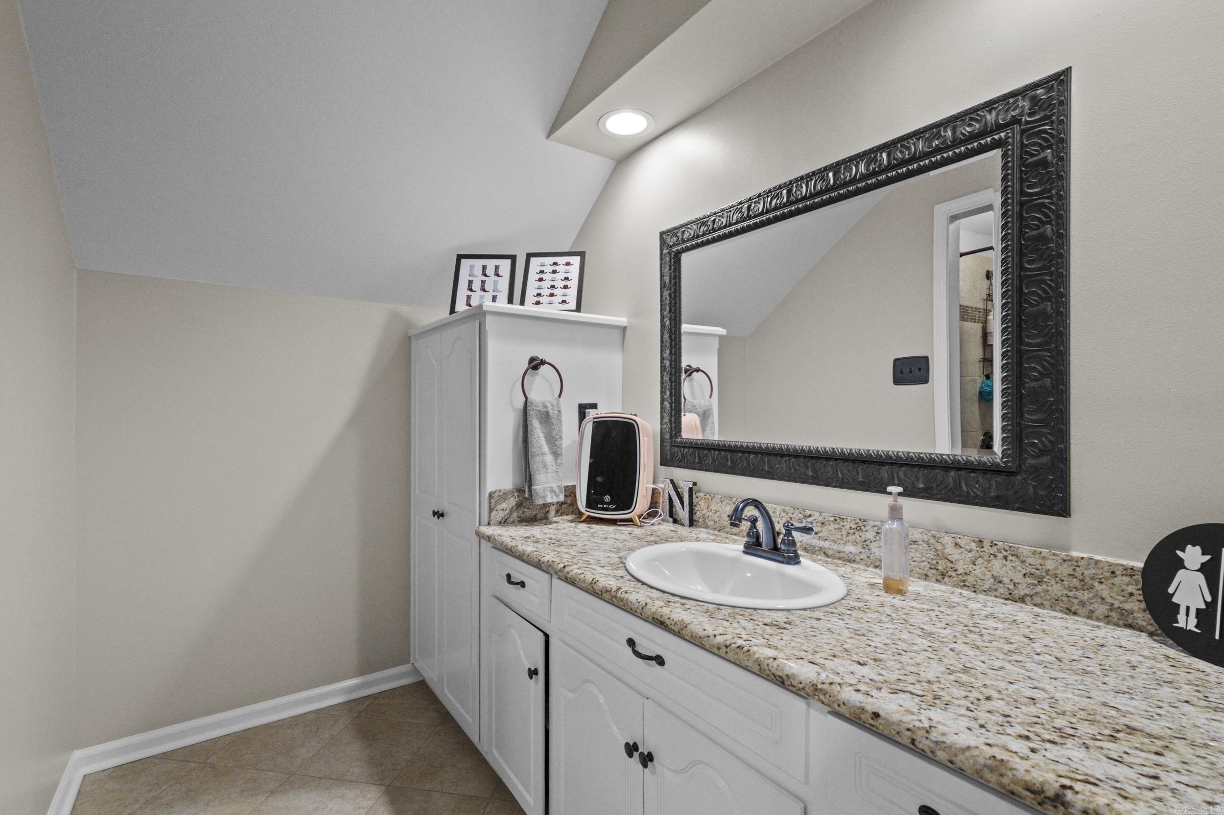 OVERBROOK - Residential