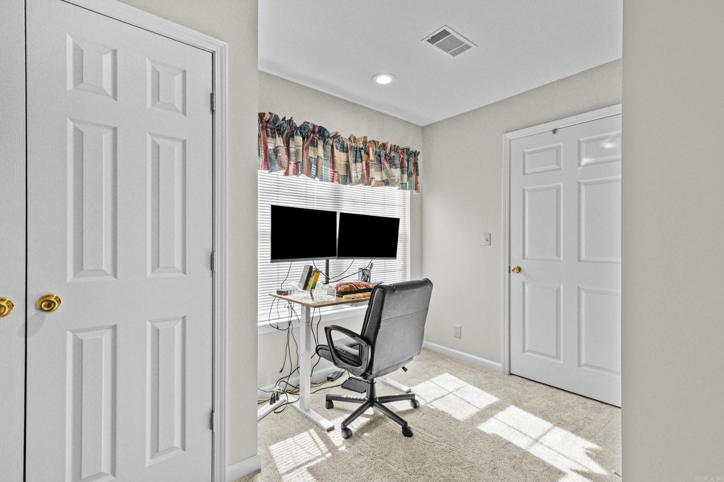 OVERBROOK - Residential