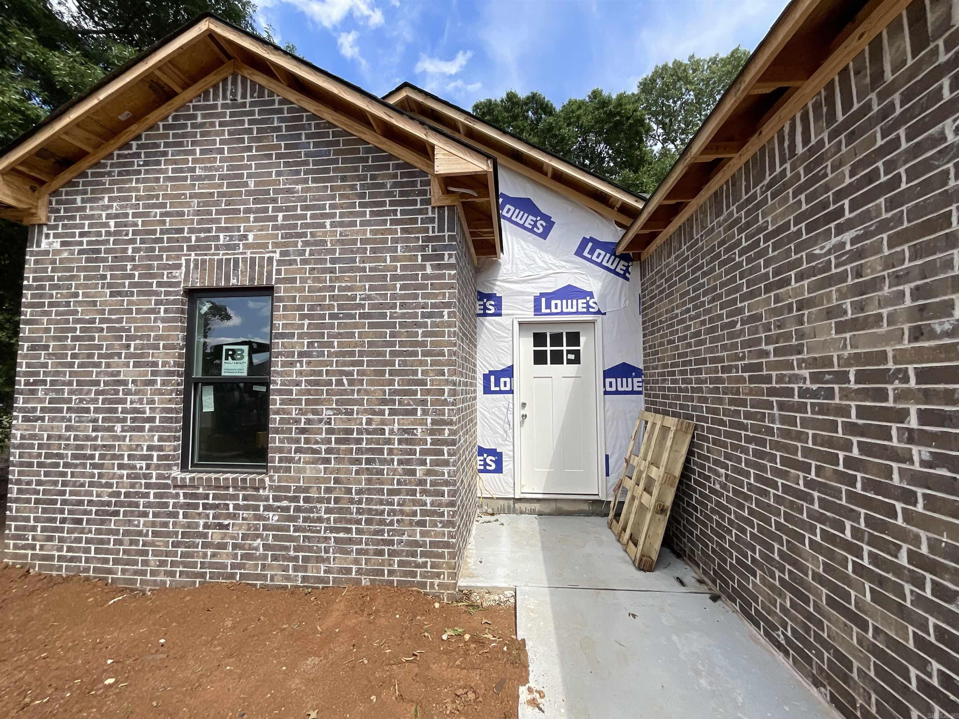 MCGEE MEADOWS - Residential