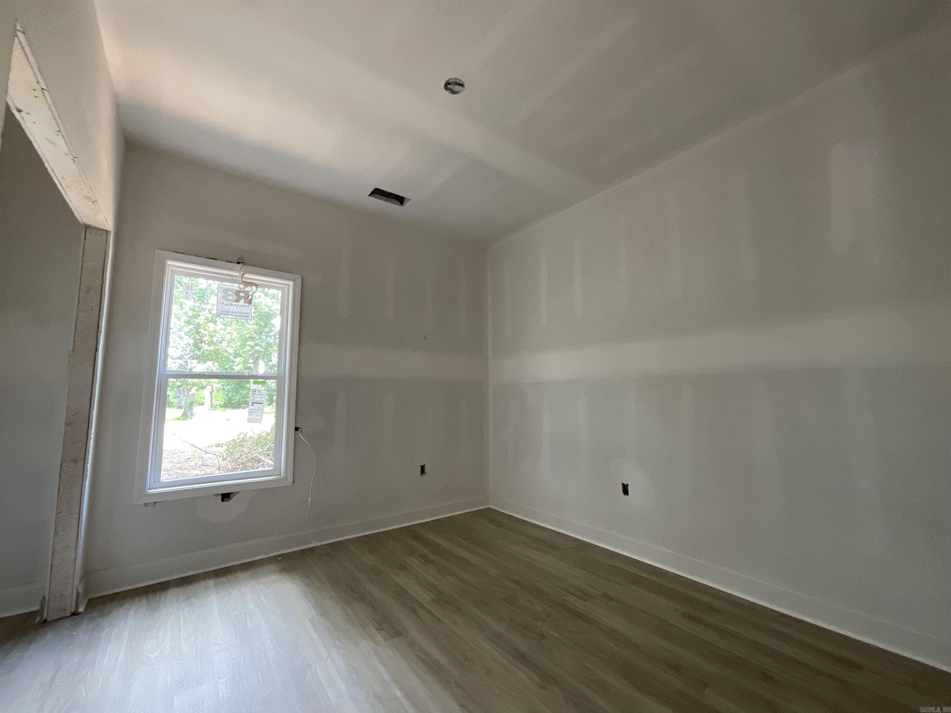 MCGEE MEADOWS - Residential