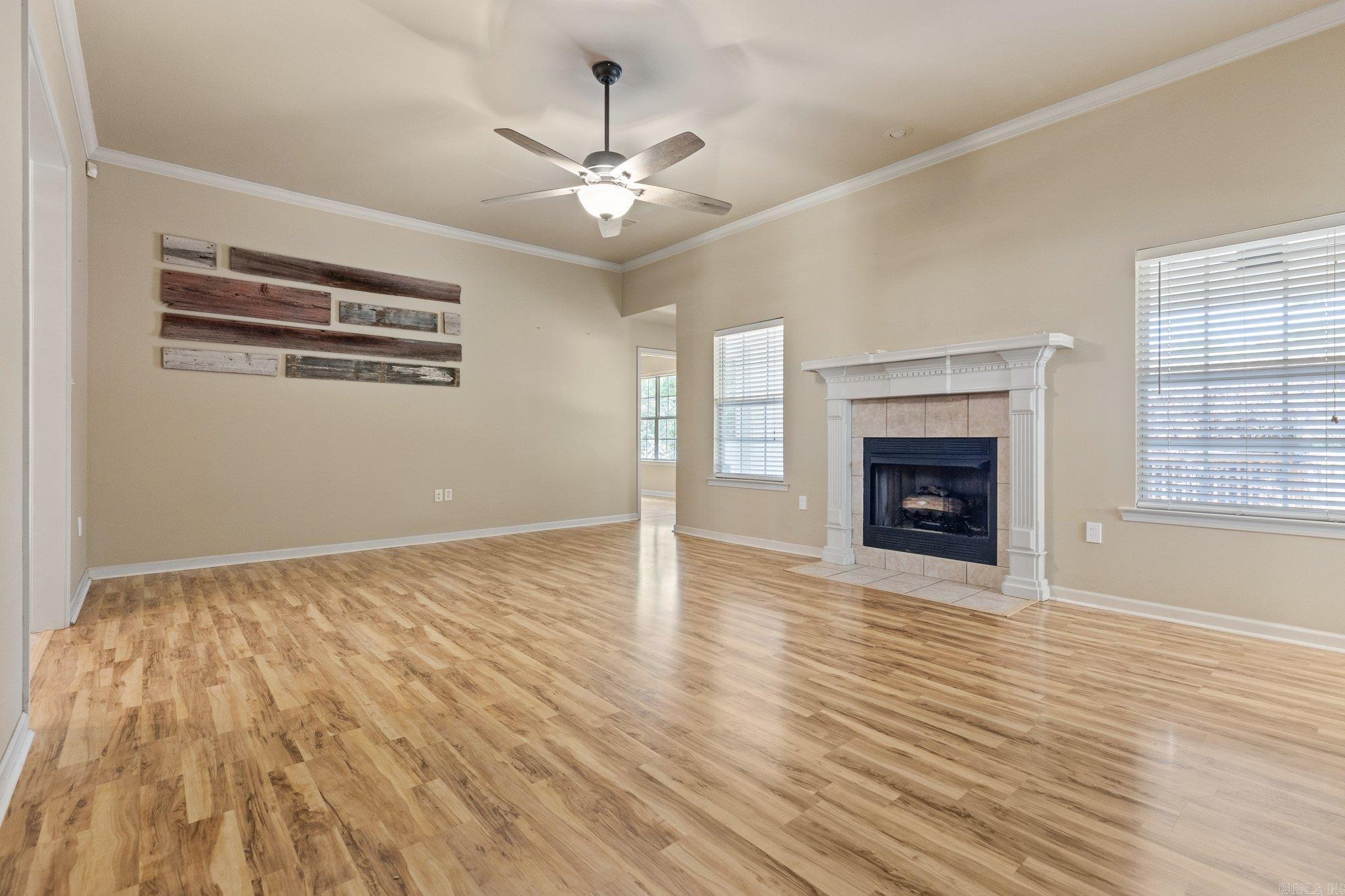 GREENFIELD - Residential