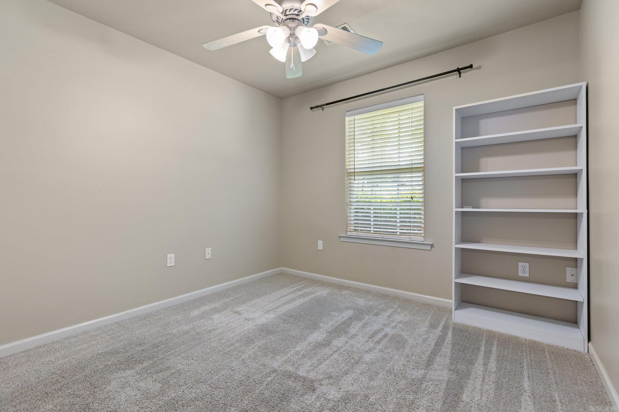 GREENFIELD - Residential