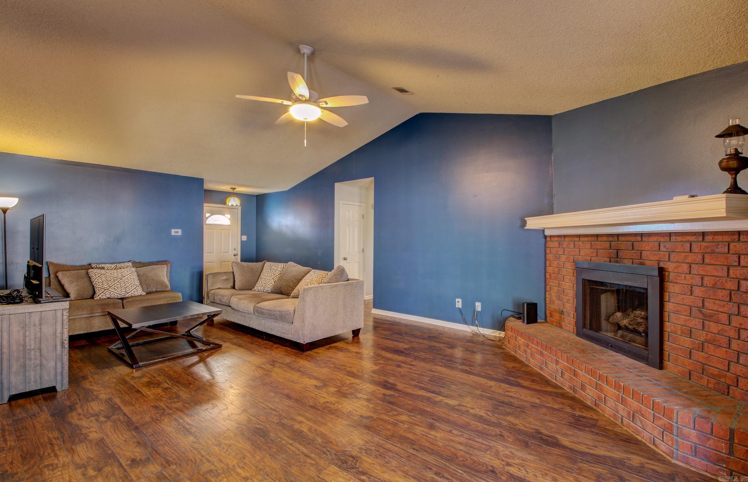 FOX RIDGE - Residential