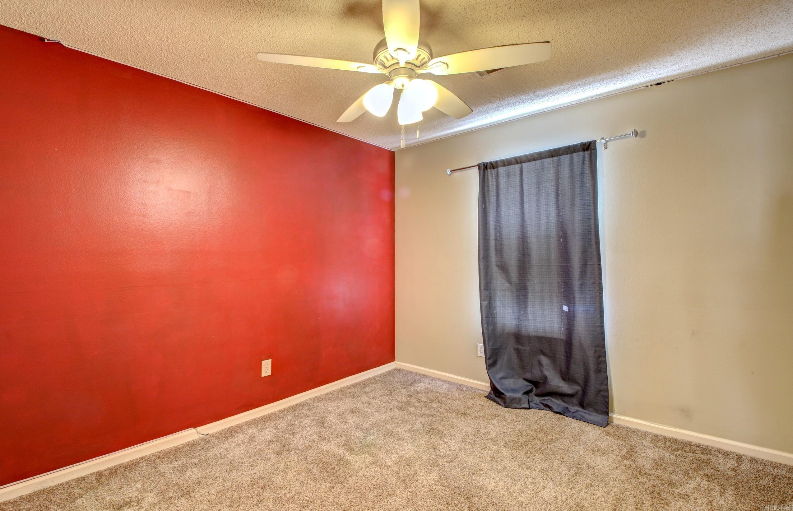 FOX RIDGE - Residential