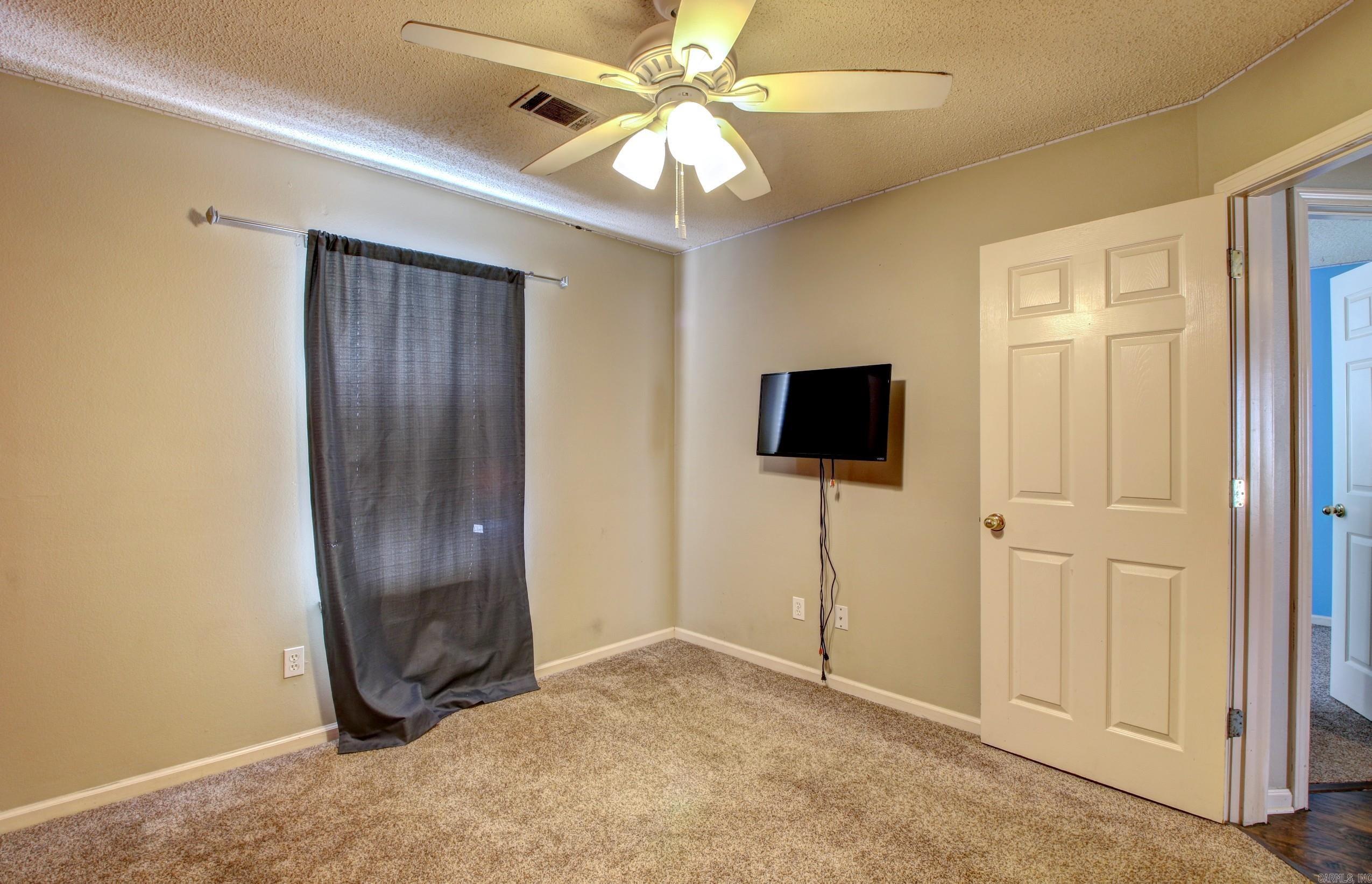 FOX RIDGE - Residential