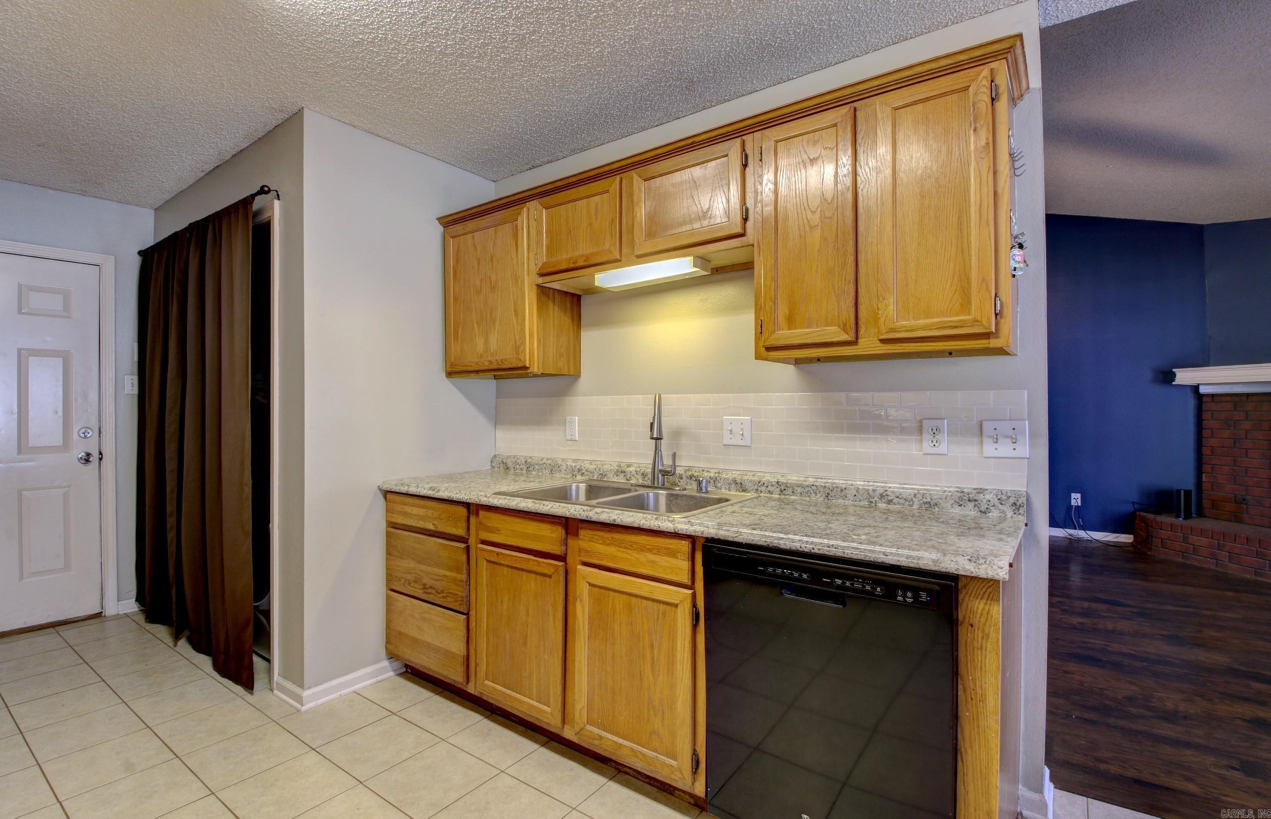 FOX RIDGE - Residential