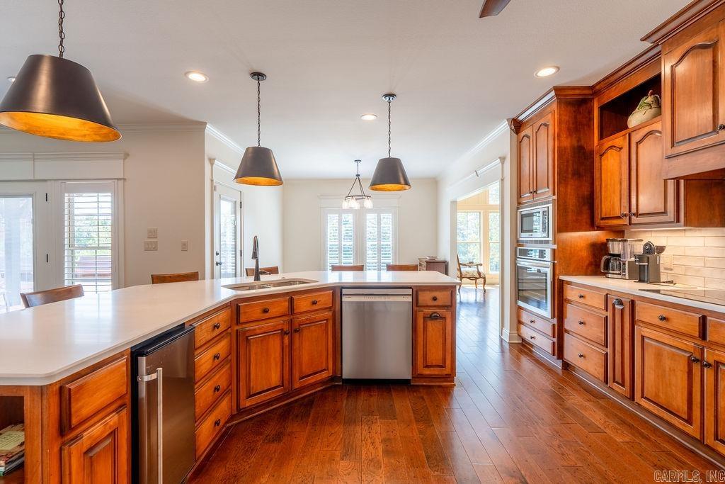 WOODRIDGE - Residential