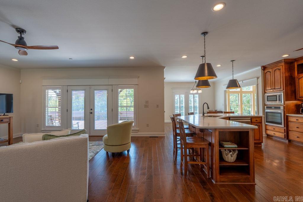 WOODRIDGE - Residential