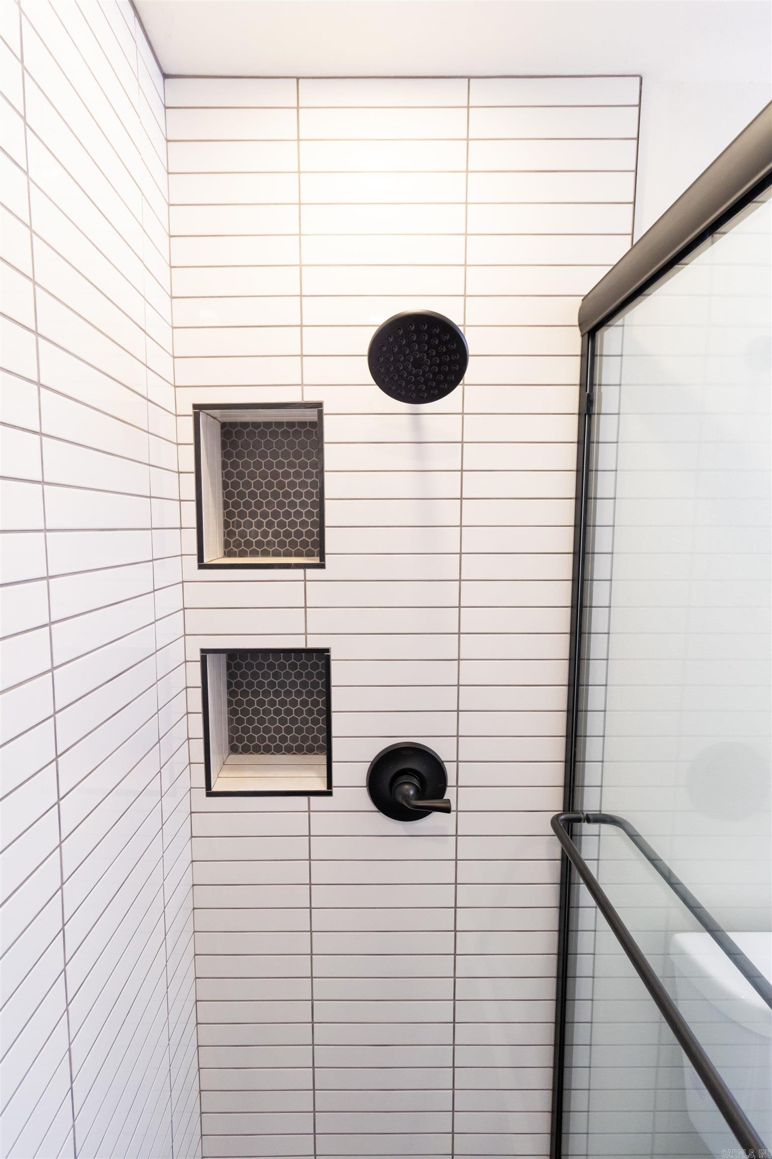 OAK GLEN - Residential