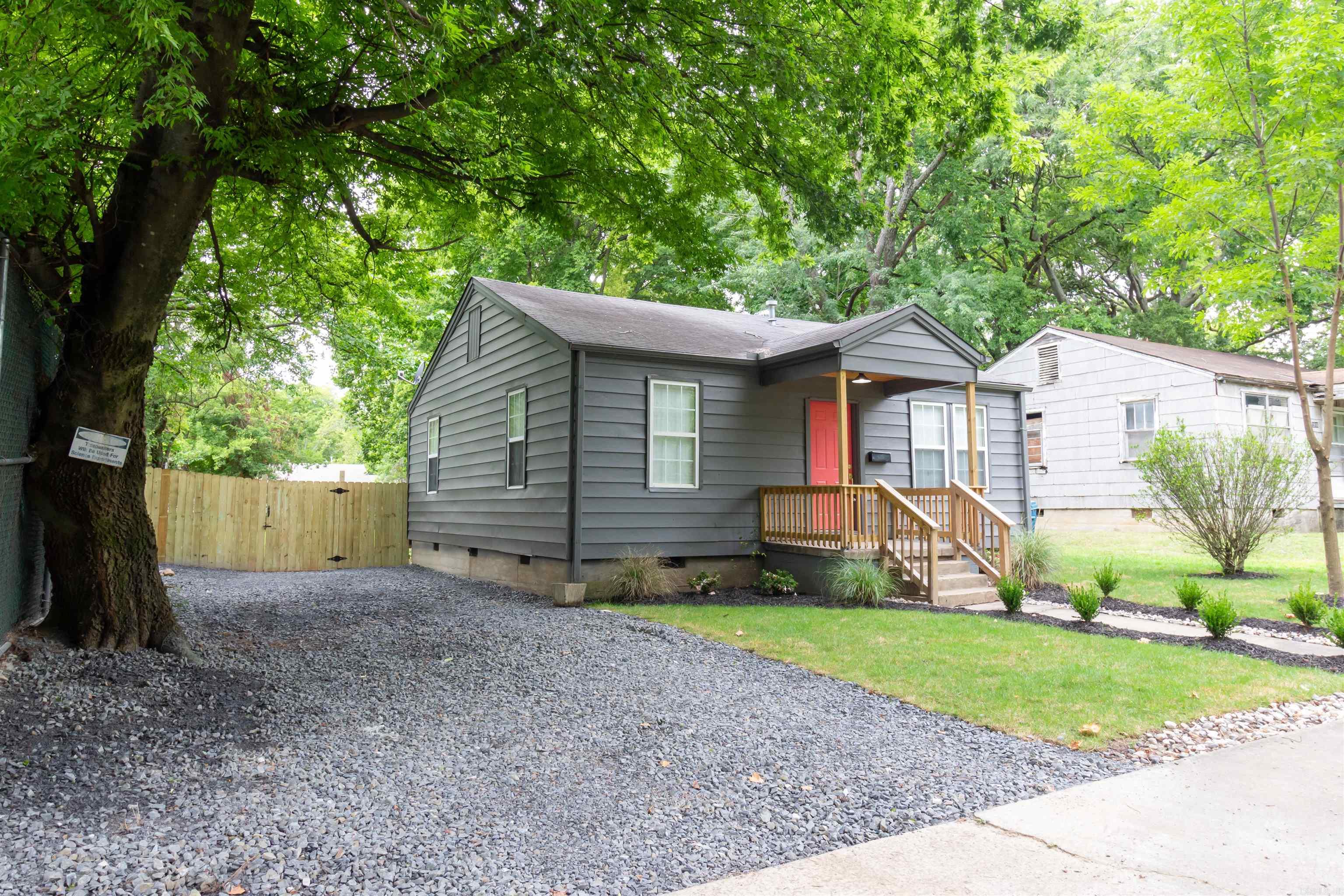 OAK GLEN - Residential